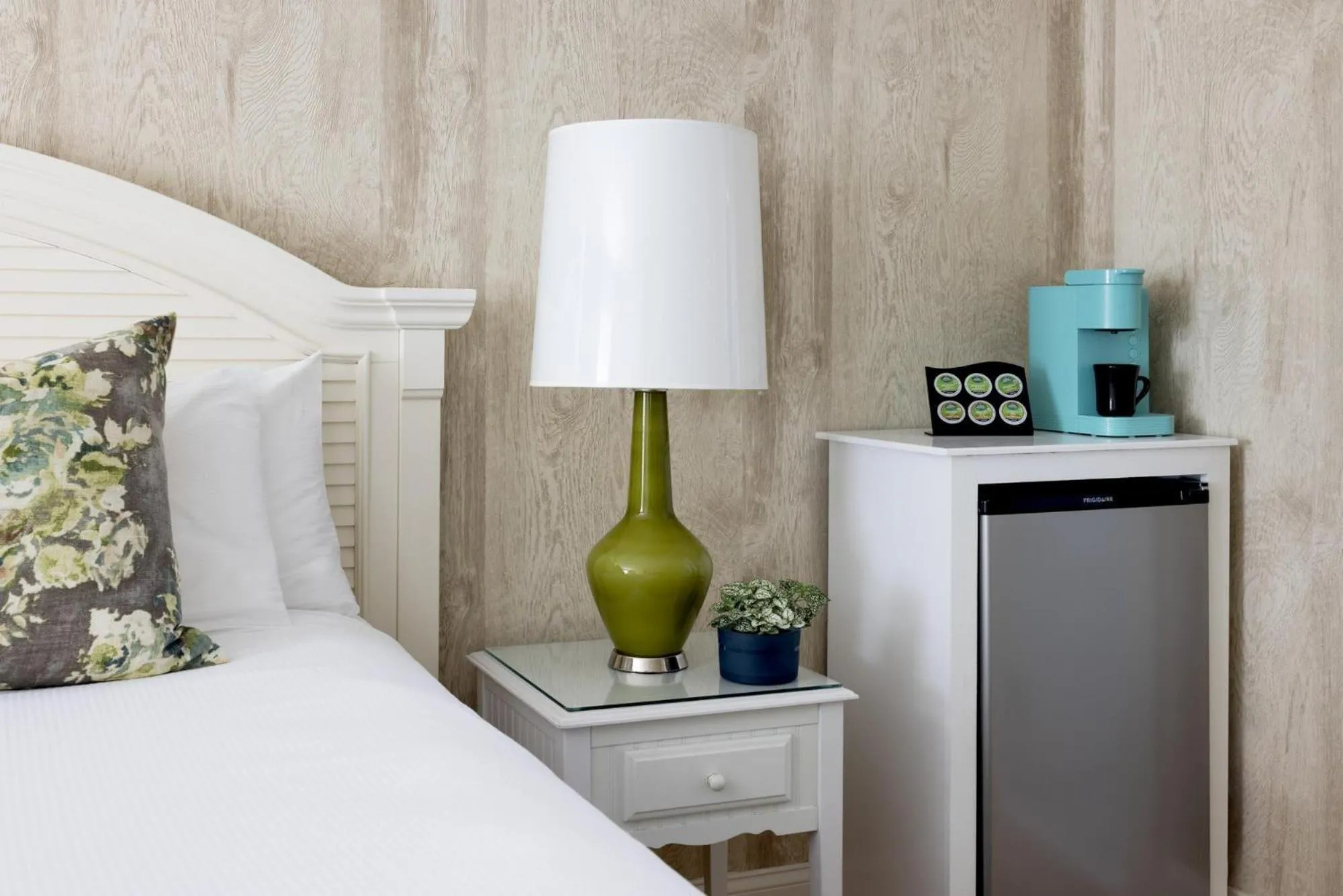 Bedroom, Bed in The Boathouse