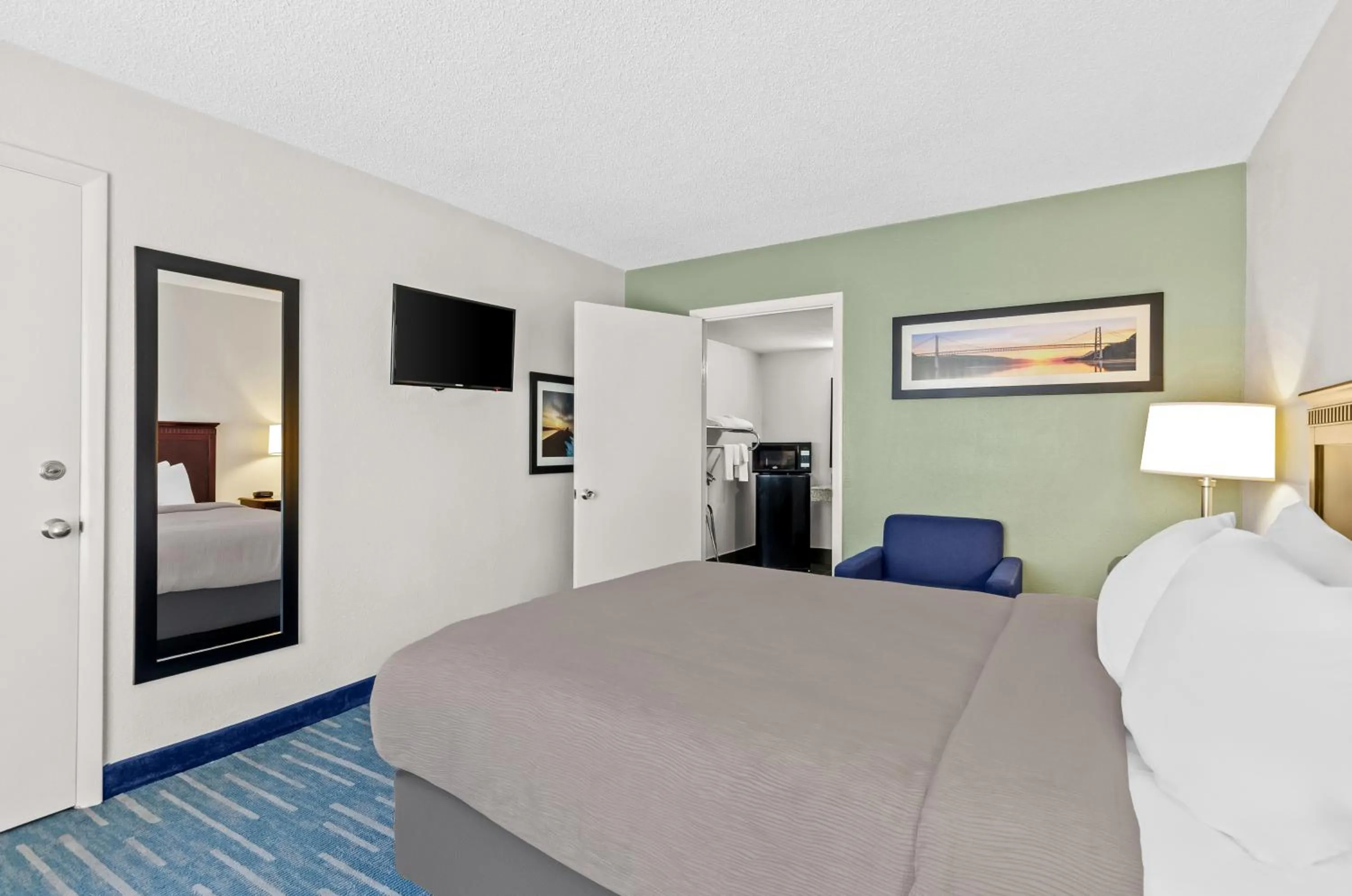 Property building, Bed in Quality Inn Lexington