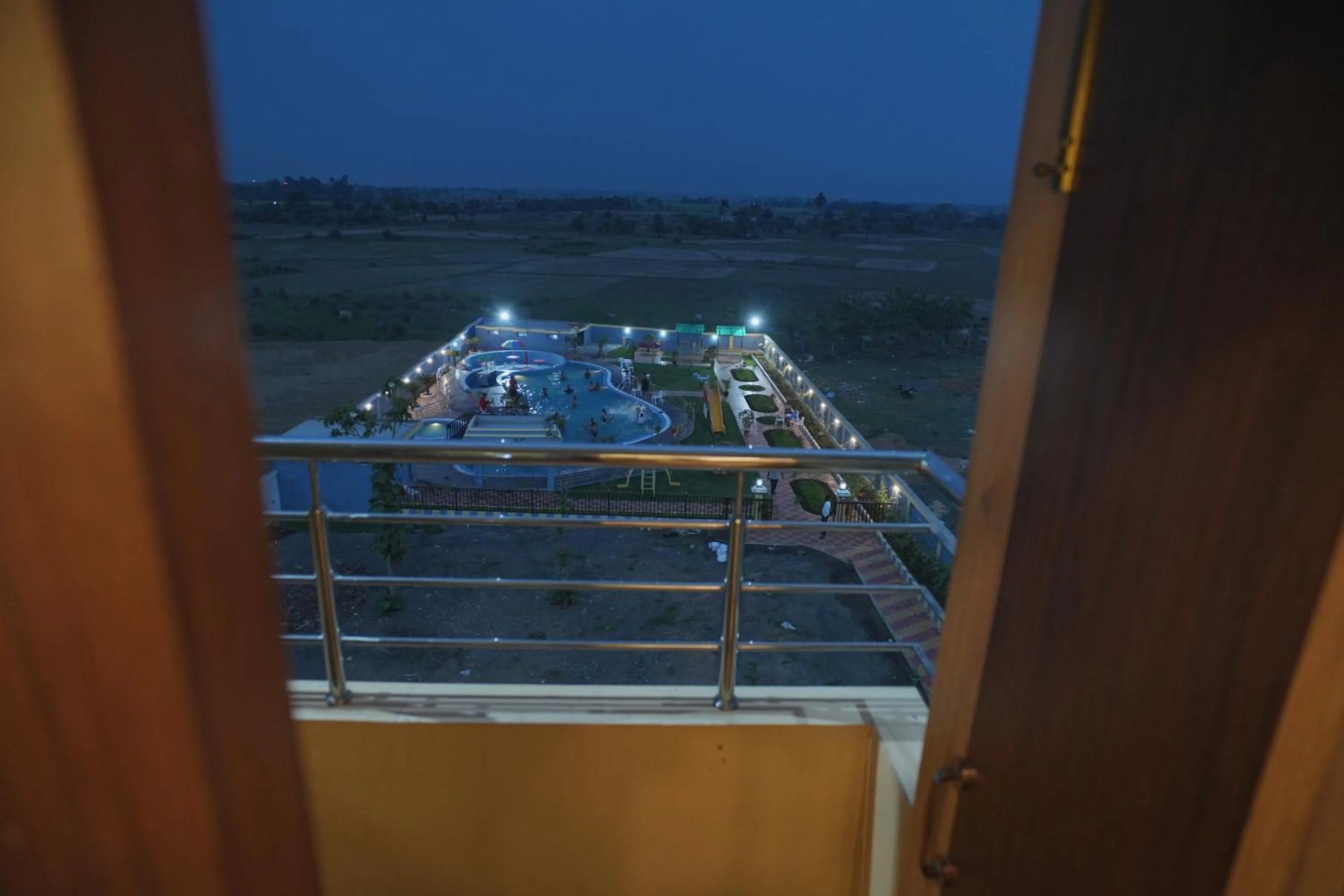 Swimming pool in Hotel Aarohi