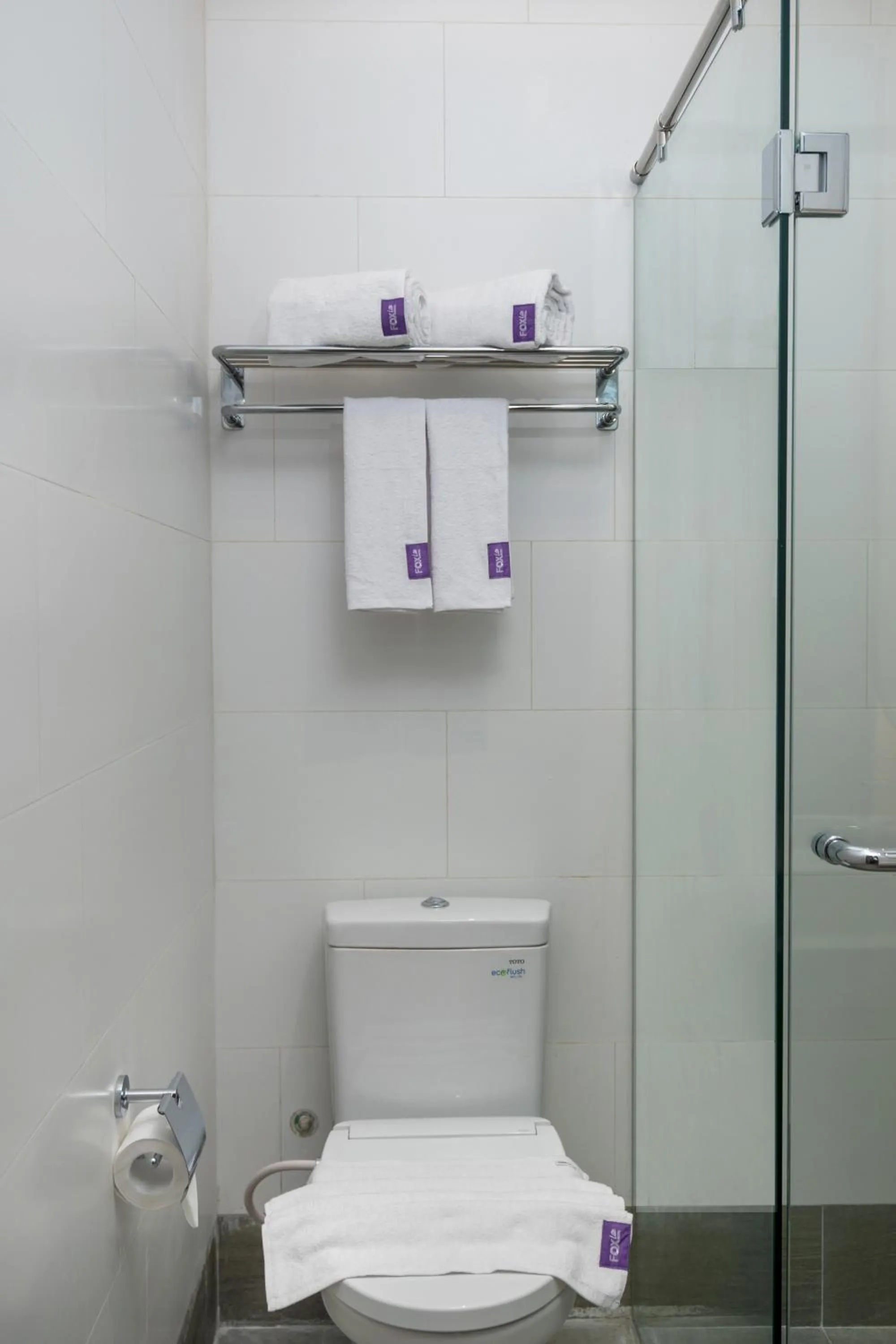 Bathroom in FOX Lite Hotel Samarinda
