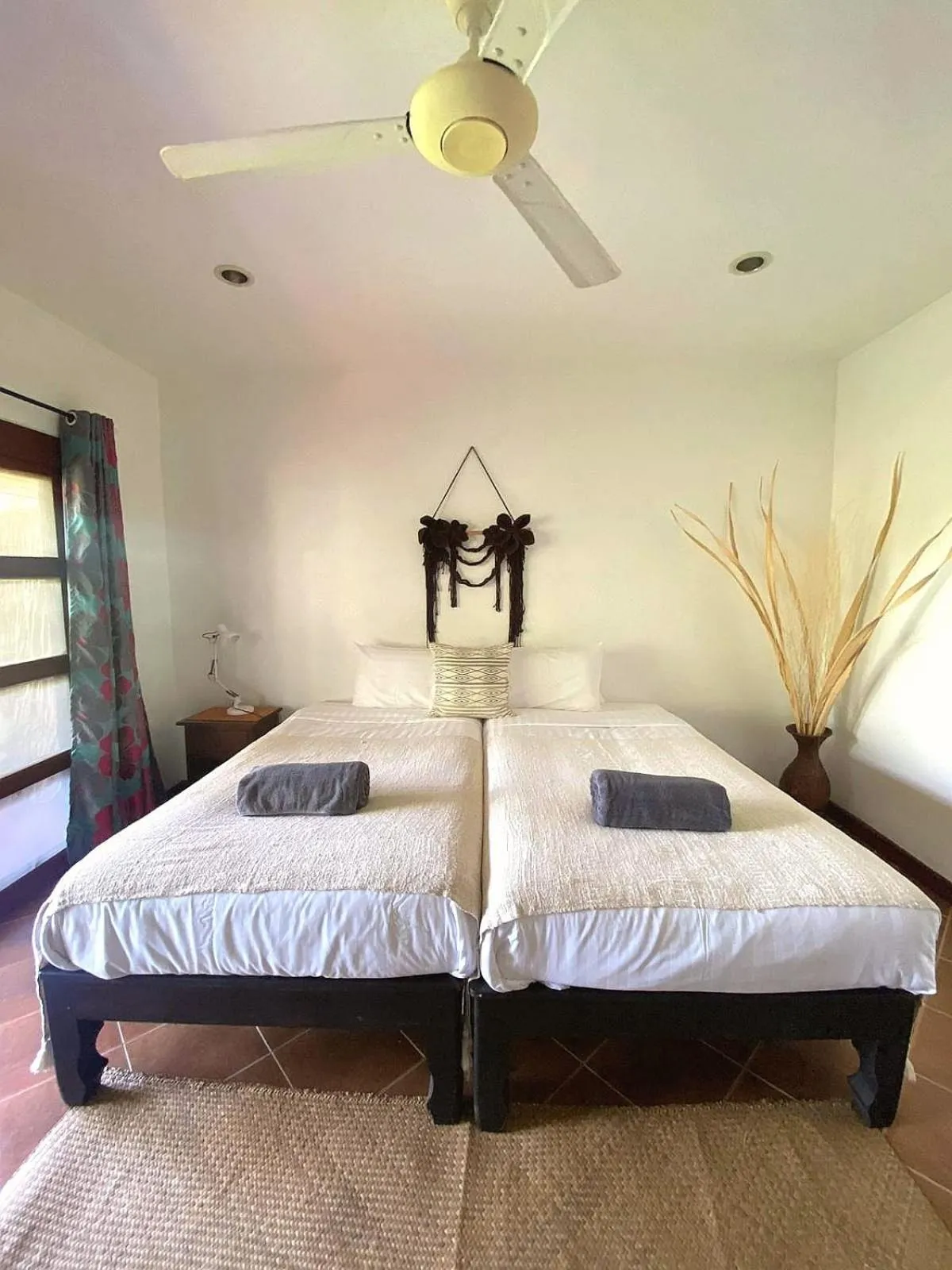 Bed in Jade cottages