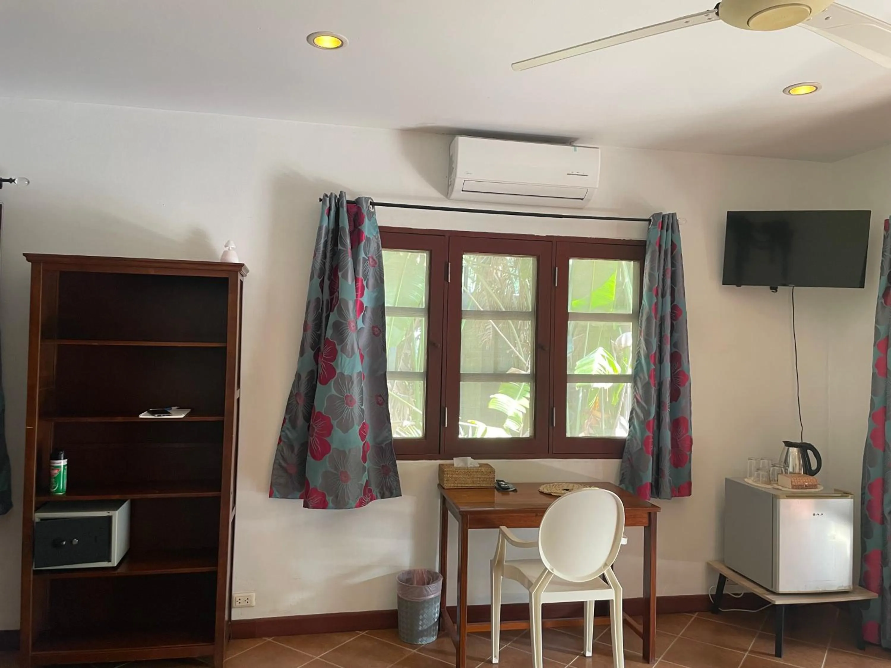 storage in Jade cottages