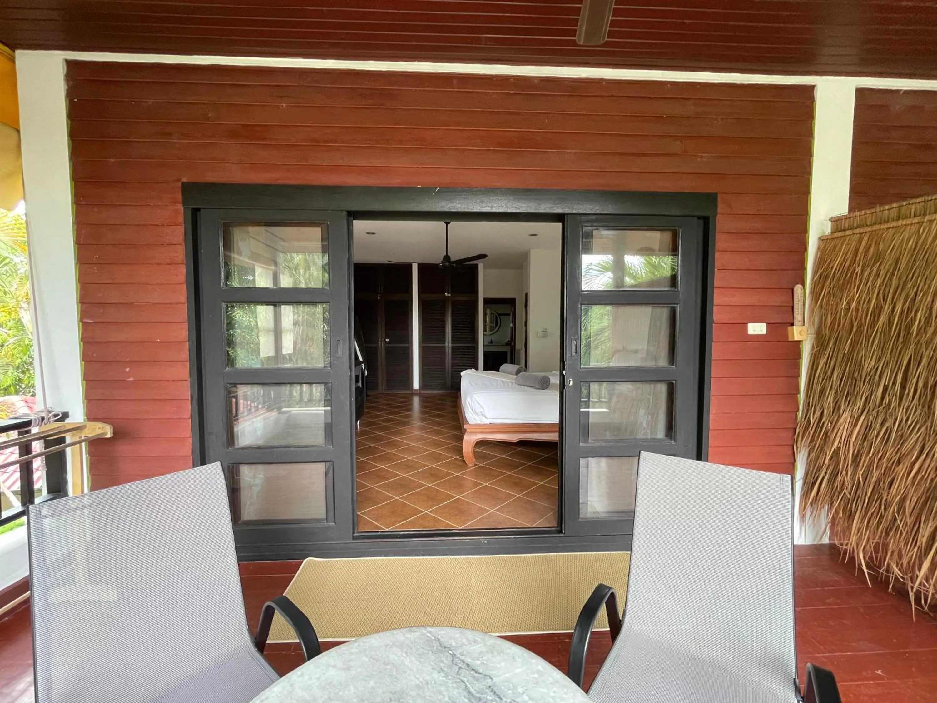 Patio, Bed in Jade cottages