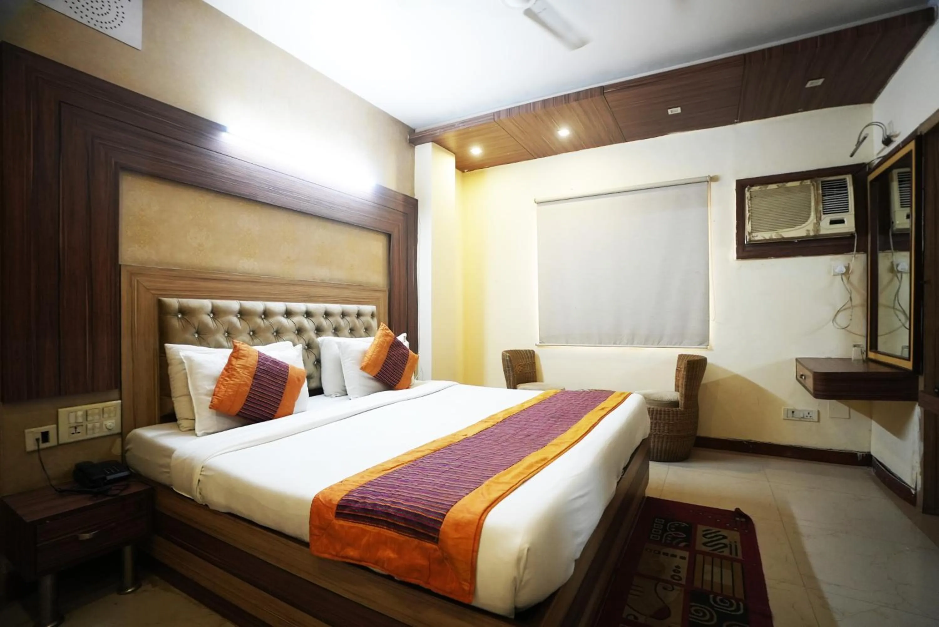 Bed in Hotel Classic Karol Bagh