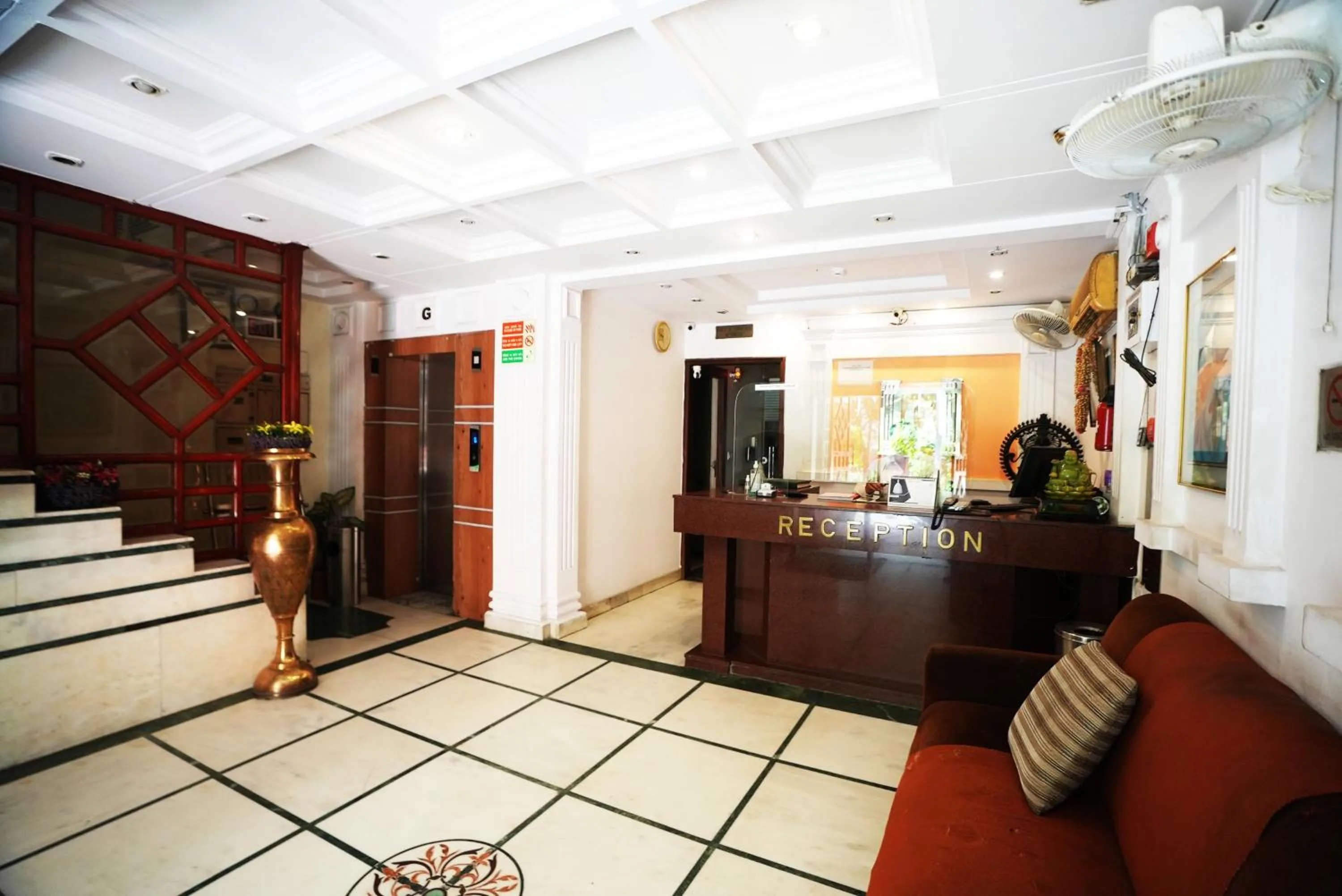 Lobby or reception in Hotel Classic Karol Bagh