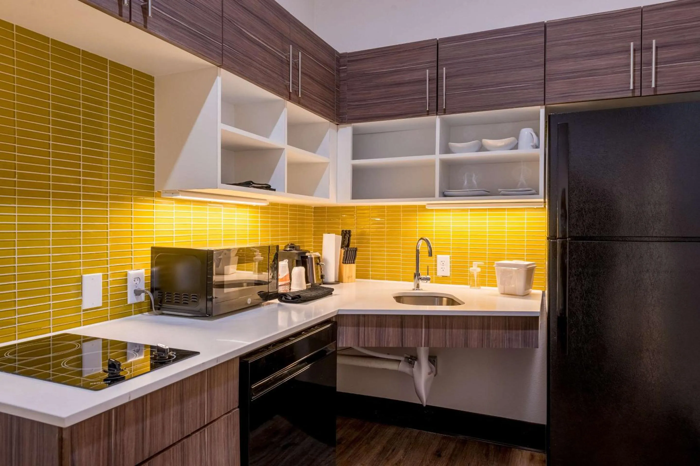 Bedroom in MainStay Suites Colorado Springs East - Medical Center Area