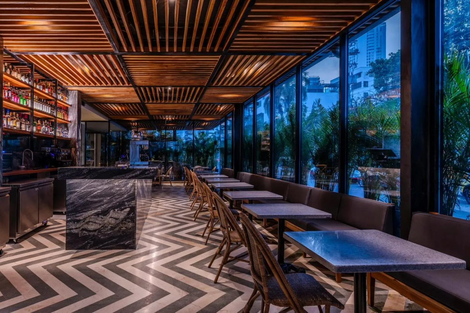 Restaurant/places to eat in Oz Hotel Cartagena