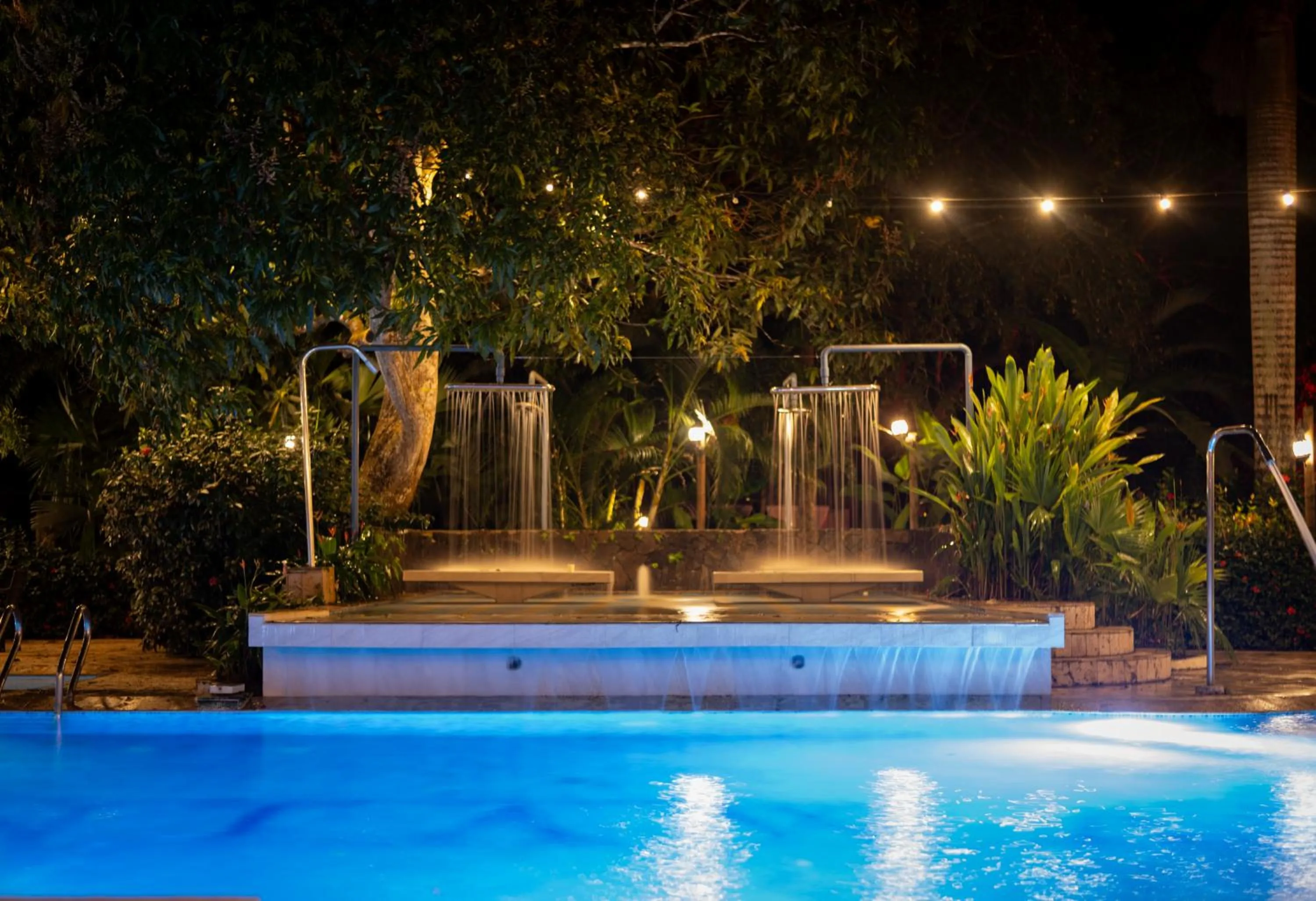 Swimming pool in Kantawa Hotel & Spa