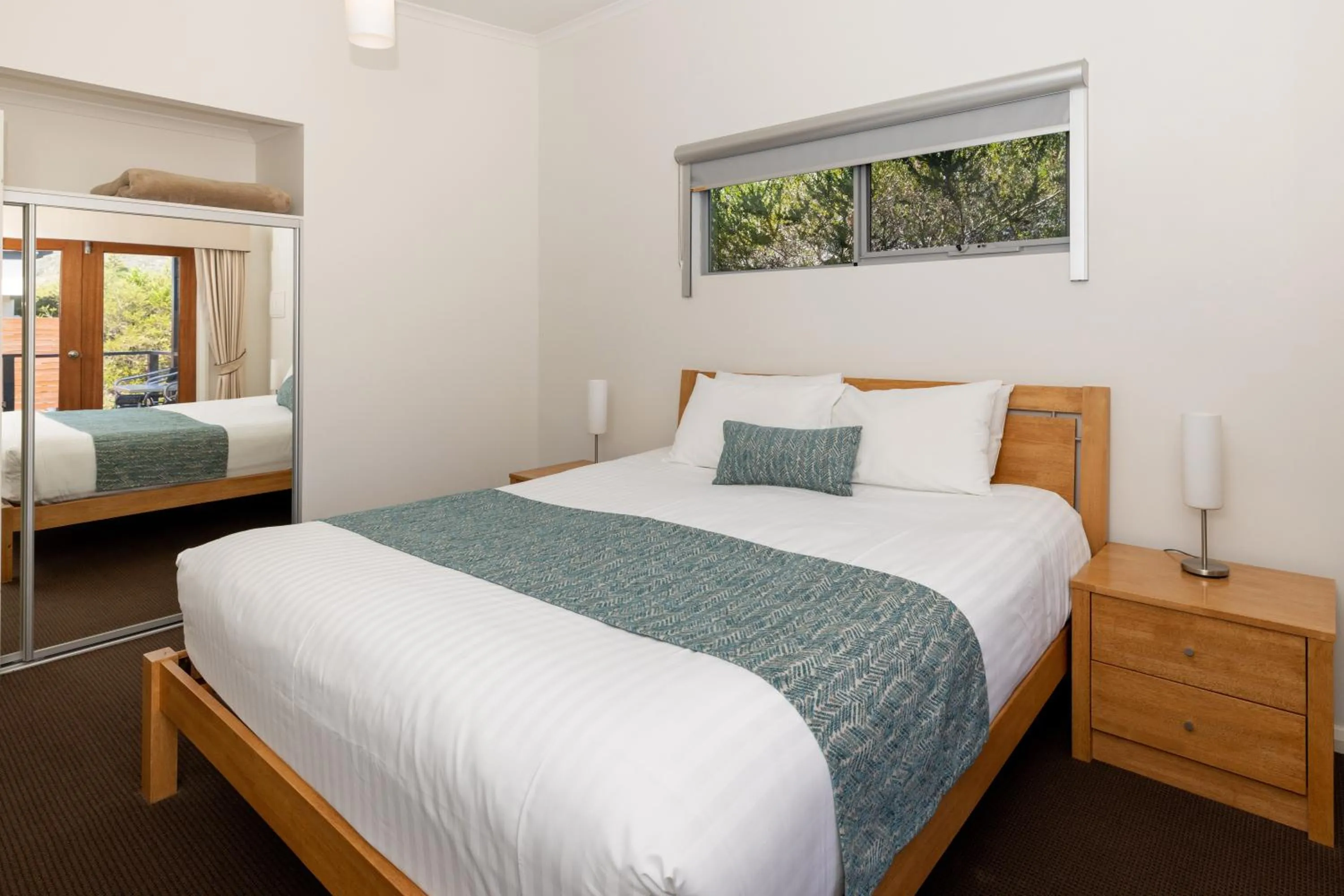 Patio, Bed in BIG4 Middleton Beach Holiday Park