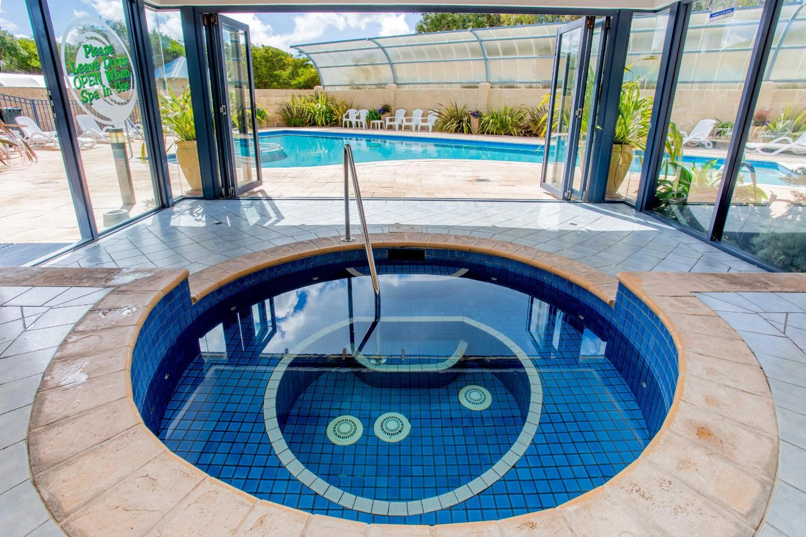 Spa and wellness centre/facilities in BIG4 Middleton Beach Holiday Park