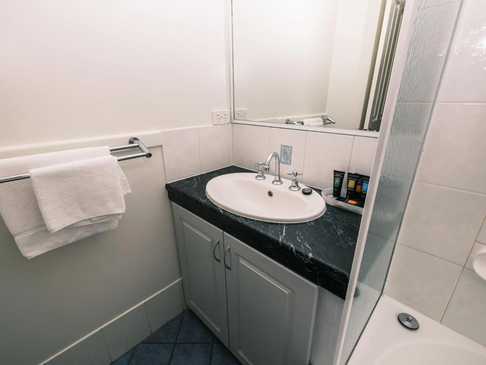 Shower in BIG4 Middleton Beach Holiday Park