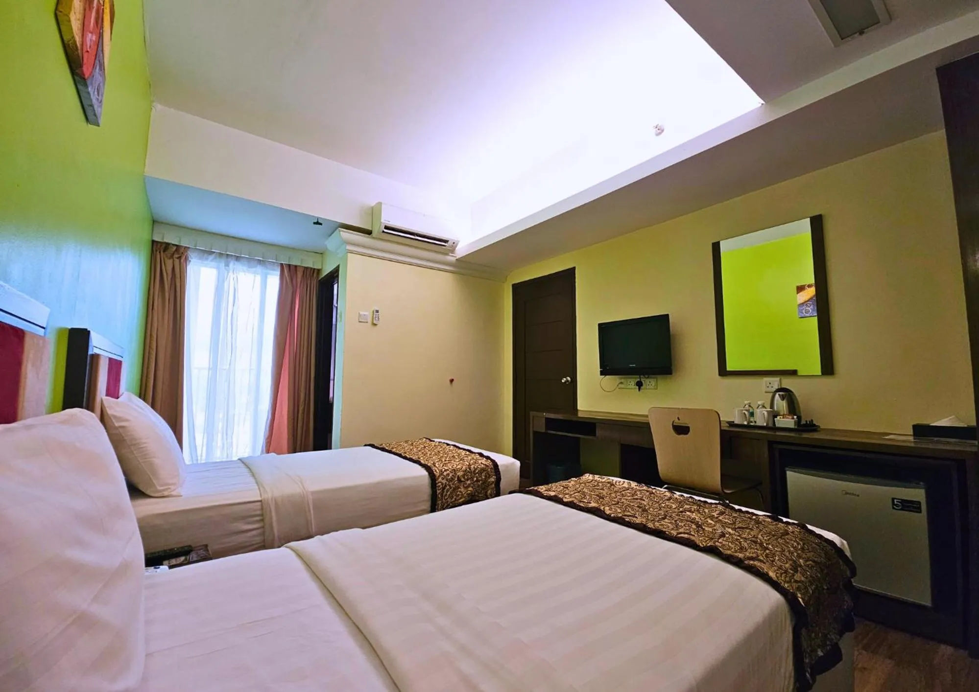 Bed in Hotel Taiping Perdana