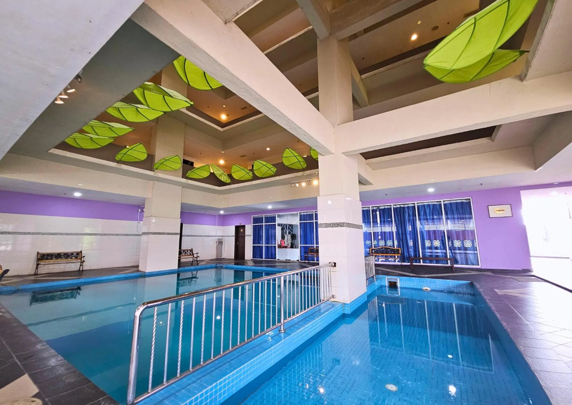 Swimming pool in Hotel Taiping Perdana