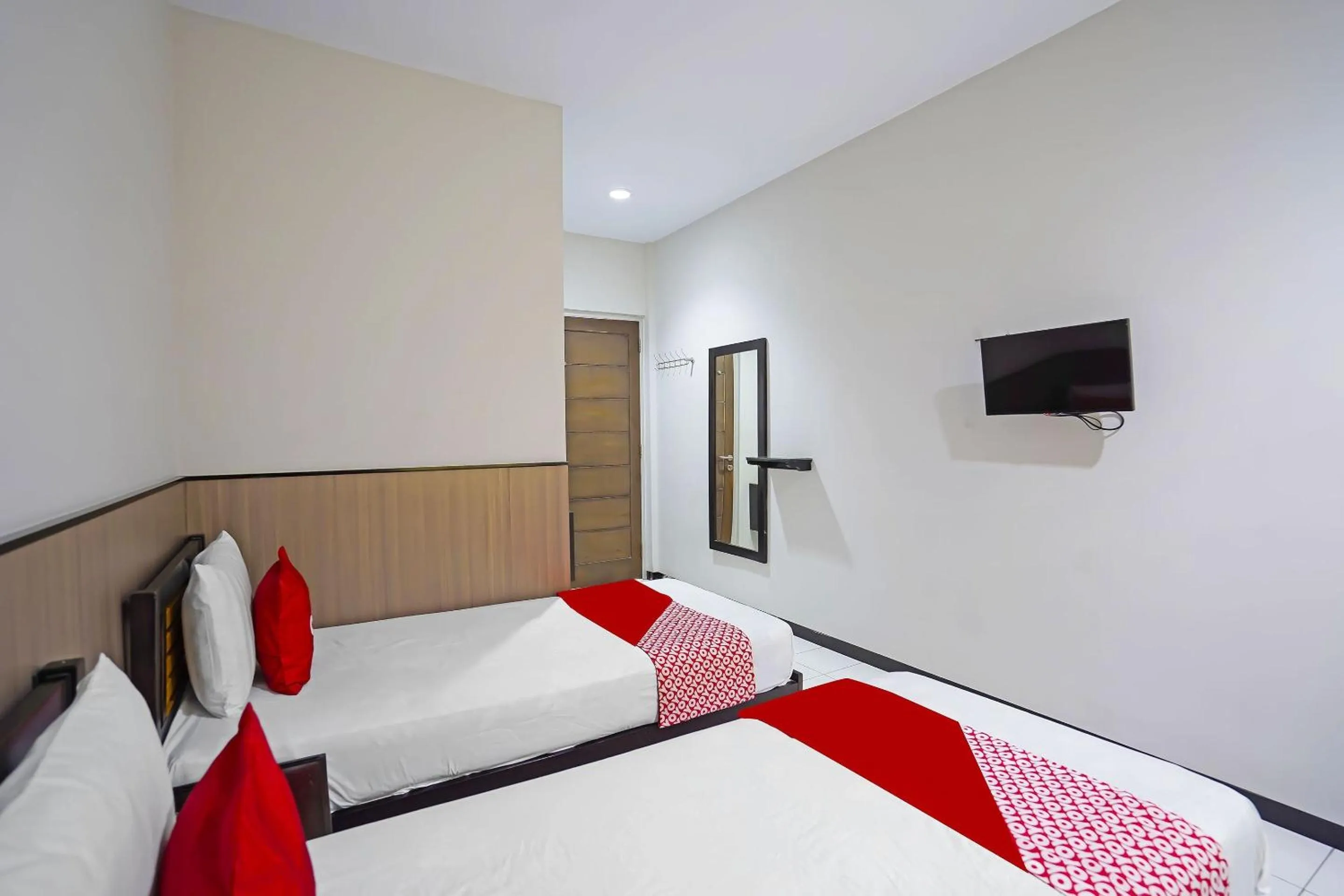 Bedroom, Bed in Hotel O Anugerah