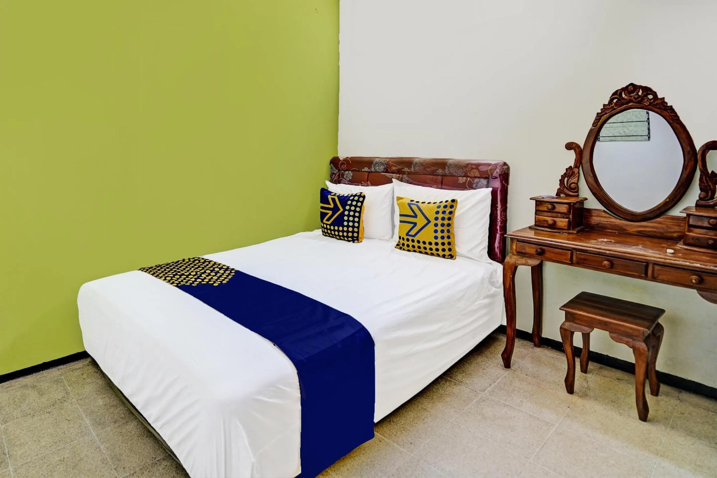 Bedroom, Bed in SPOT ON 91716 Kost Yy Syariah