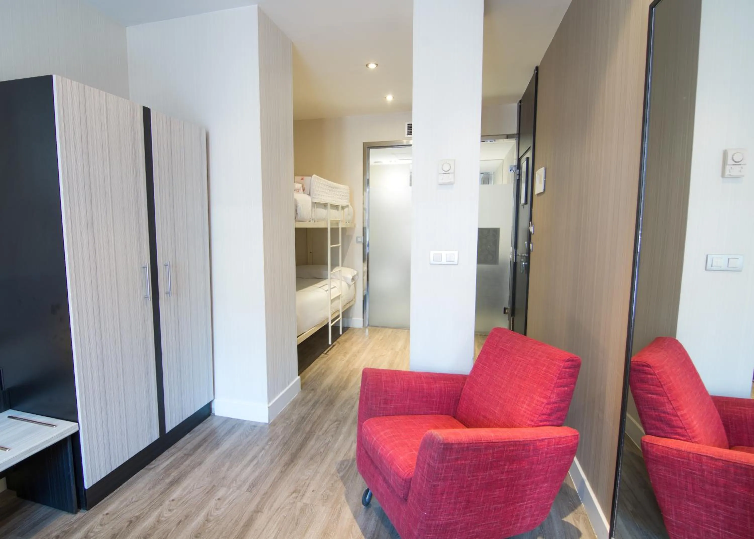 bunk bed in Petit Palace Arenal