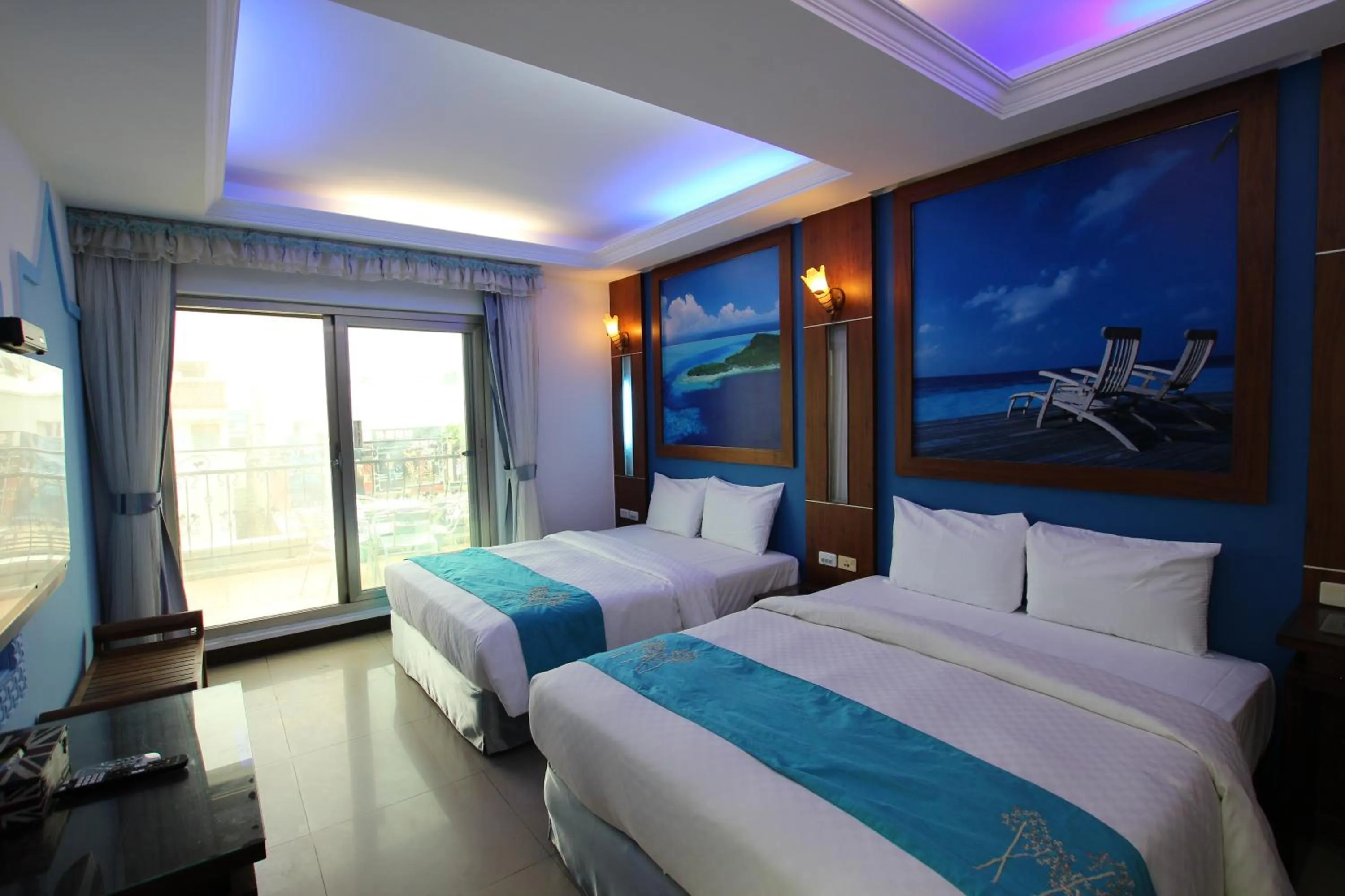 Photo of the whole room, Bed in Seashell Bay 墾丁貝殼灣