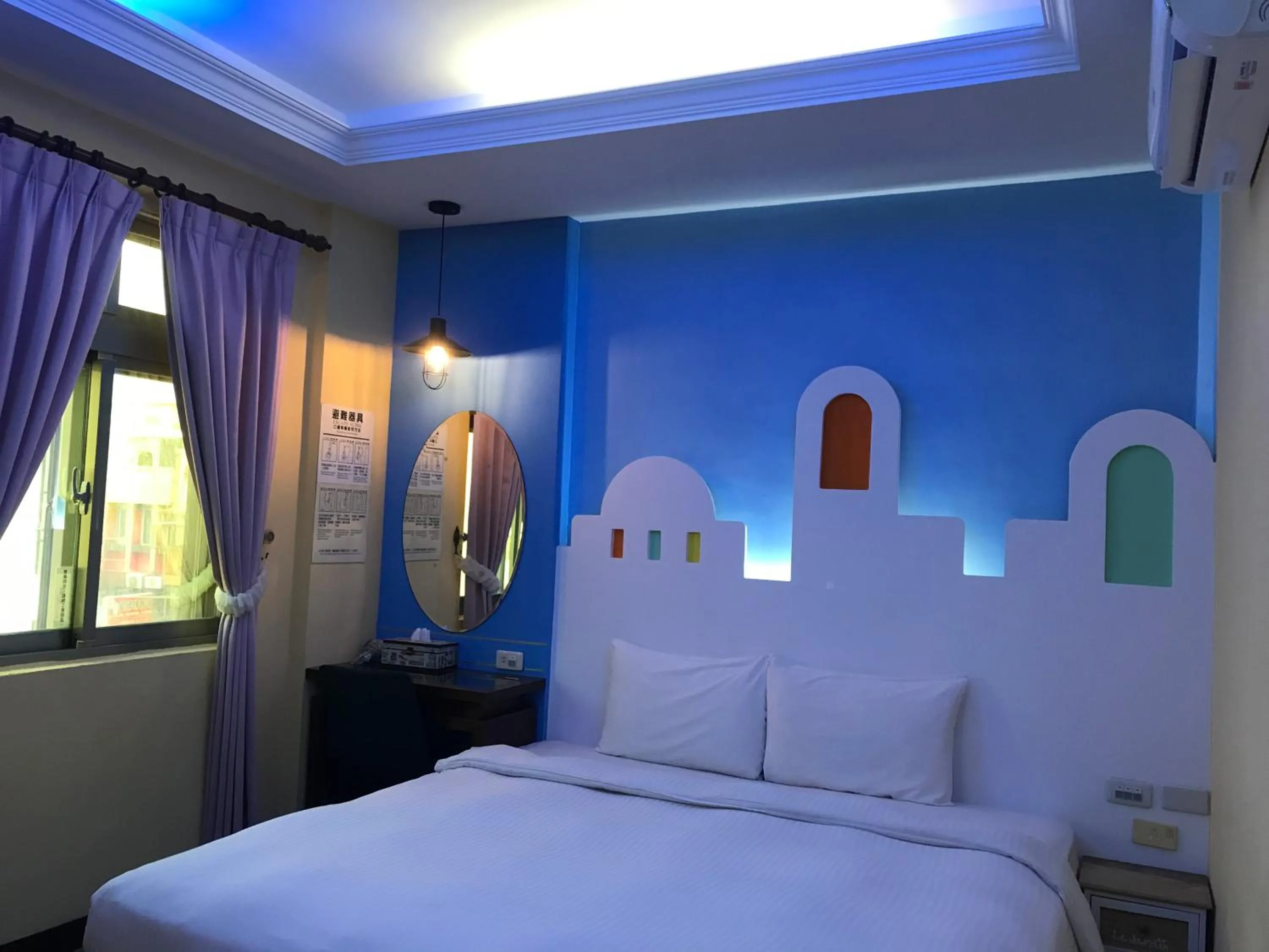 Bed in Seashell Bay 墾丁貝殼灣