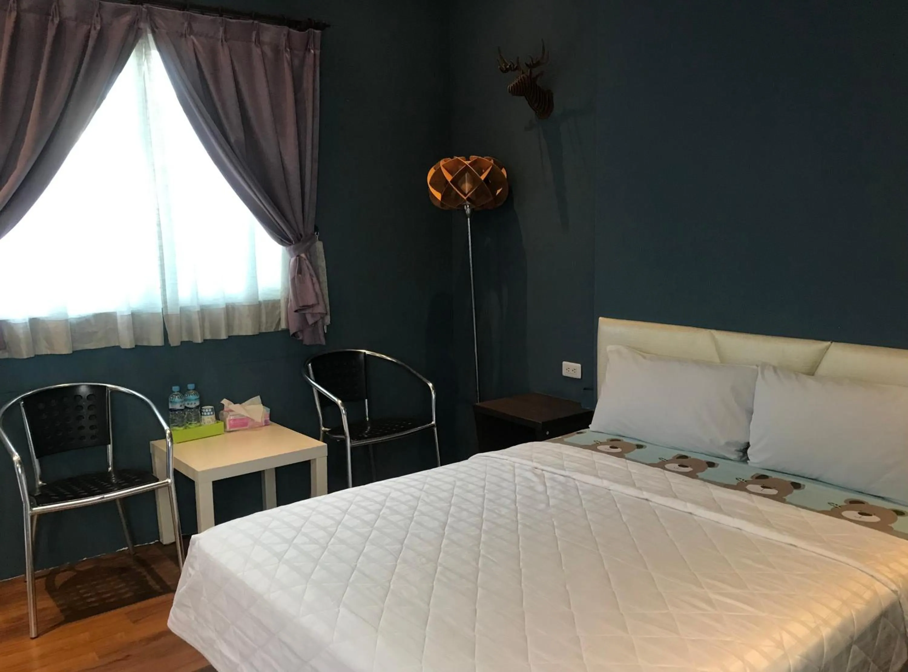 Bed in Seashell Bay 墾丁貝殼灣