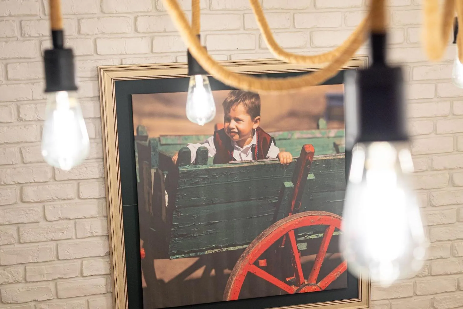 Decorative detail in Razelm Luxury Resort