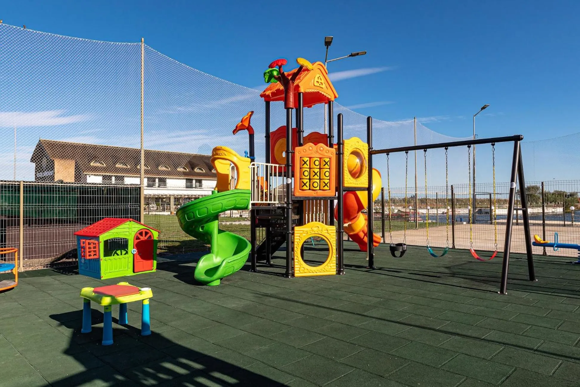 children in Razelm Luxury Resort