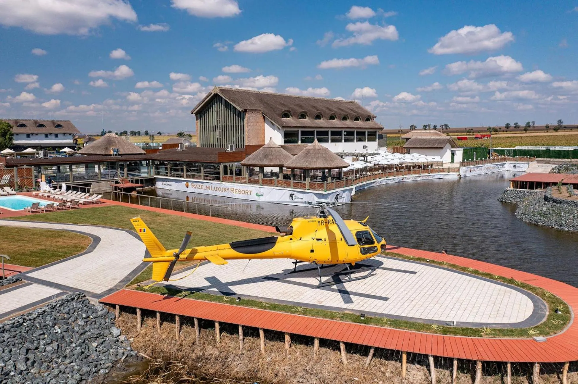 Area and facilities in Razelm Luxury Resort