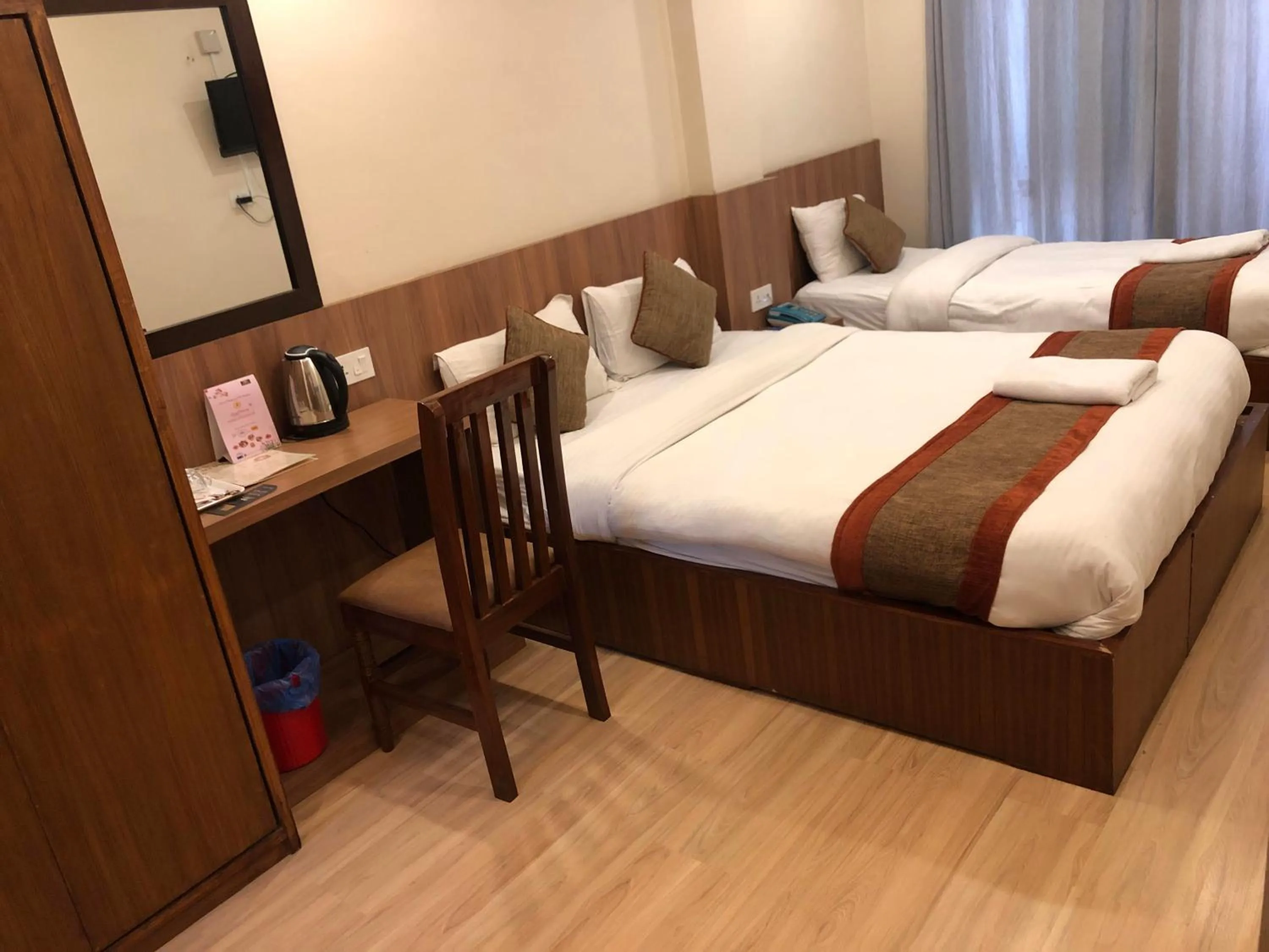 Coffee/tea facilities, Bed in Capital Boutique Hotel