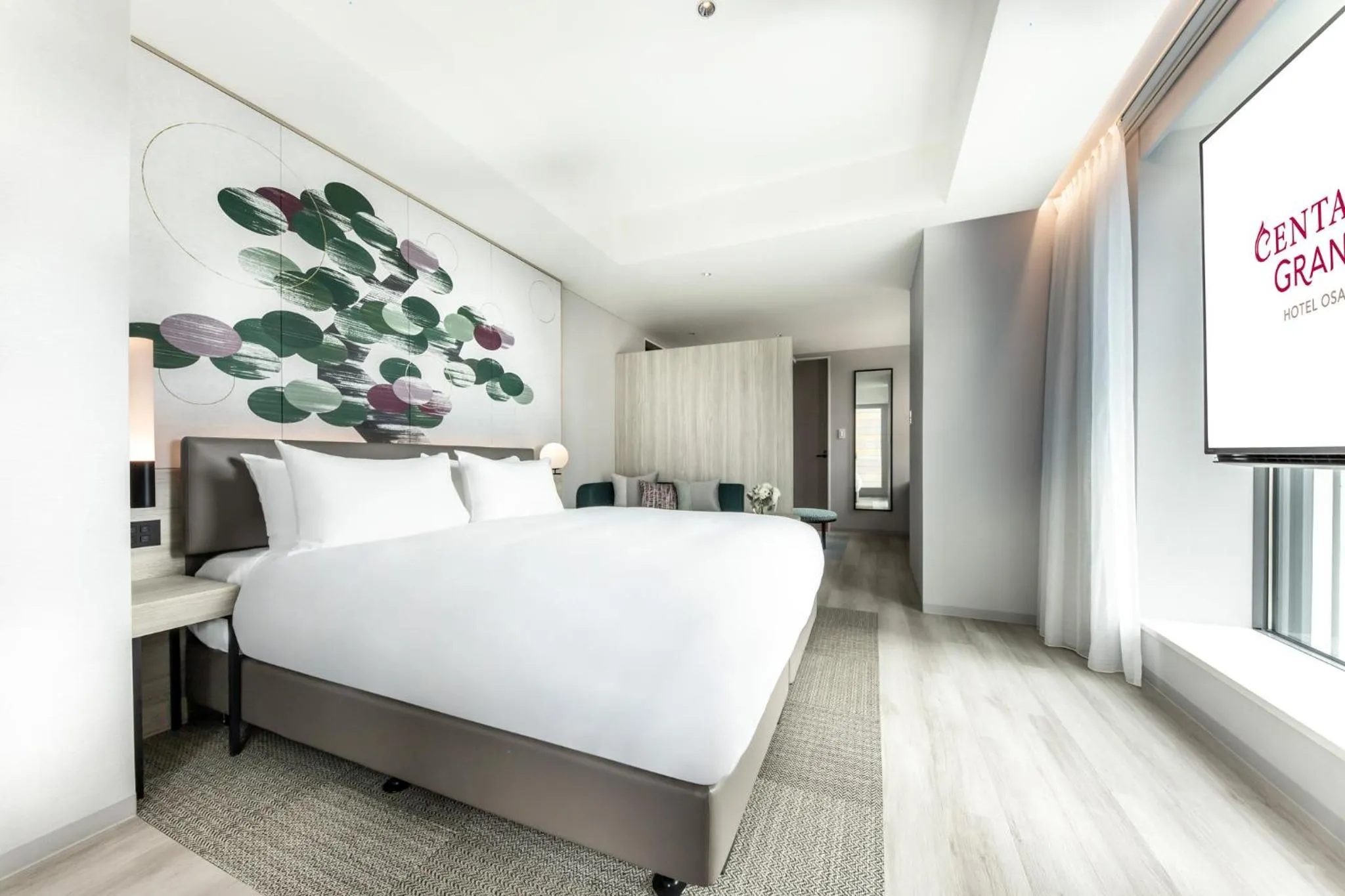 Bedroom, Bed in Centara Grand Hotel Osaka