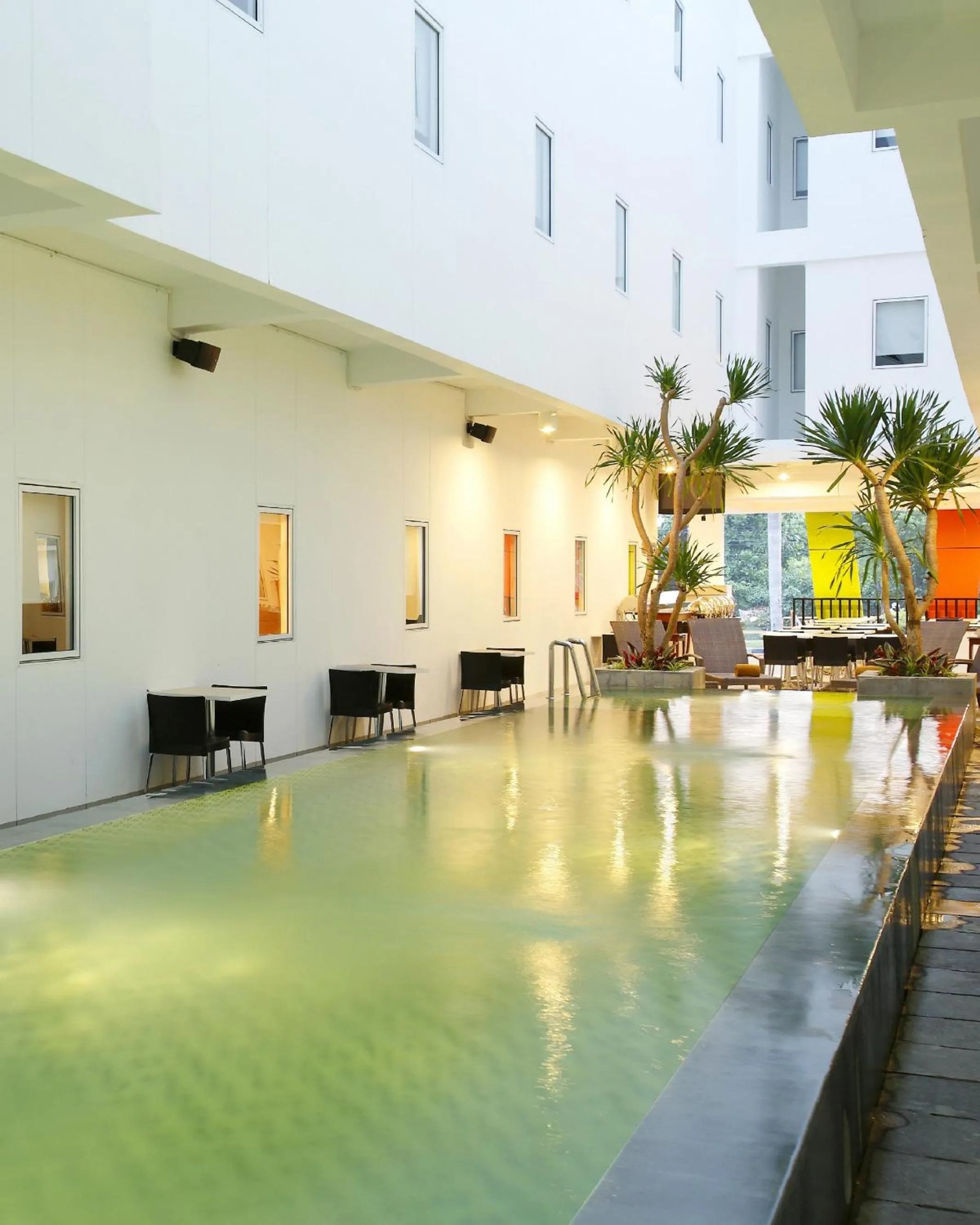 Swimming pool in Amaris Hotel Sunset Road - Bali