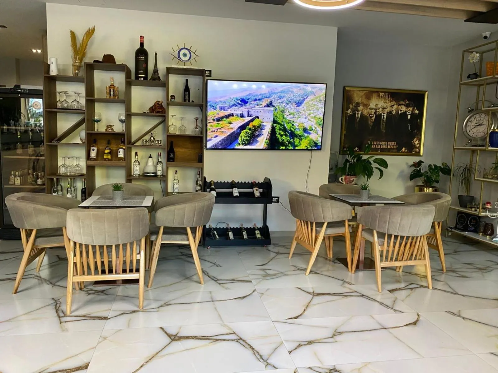 Lobby or reception in Peaky Hotel