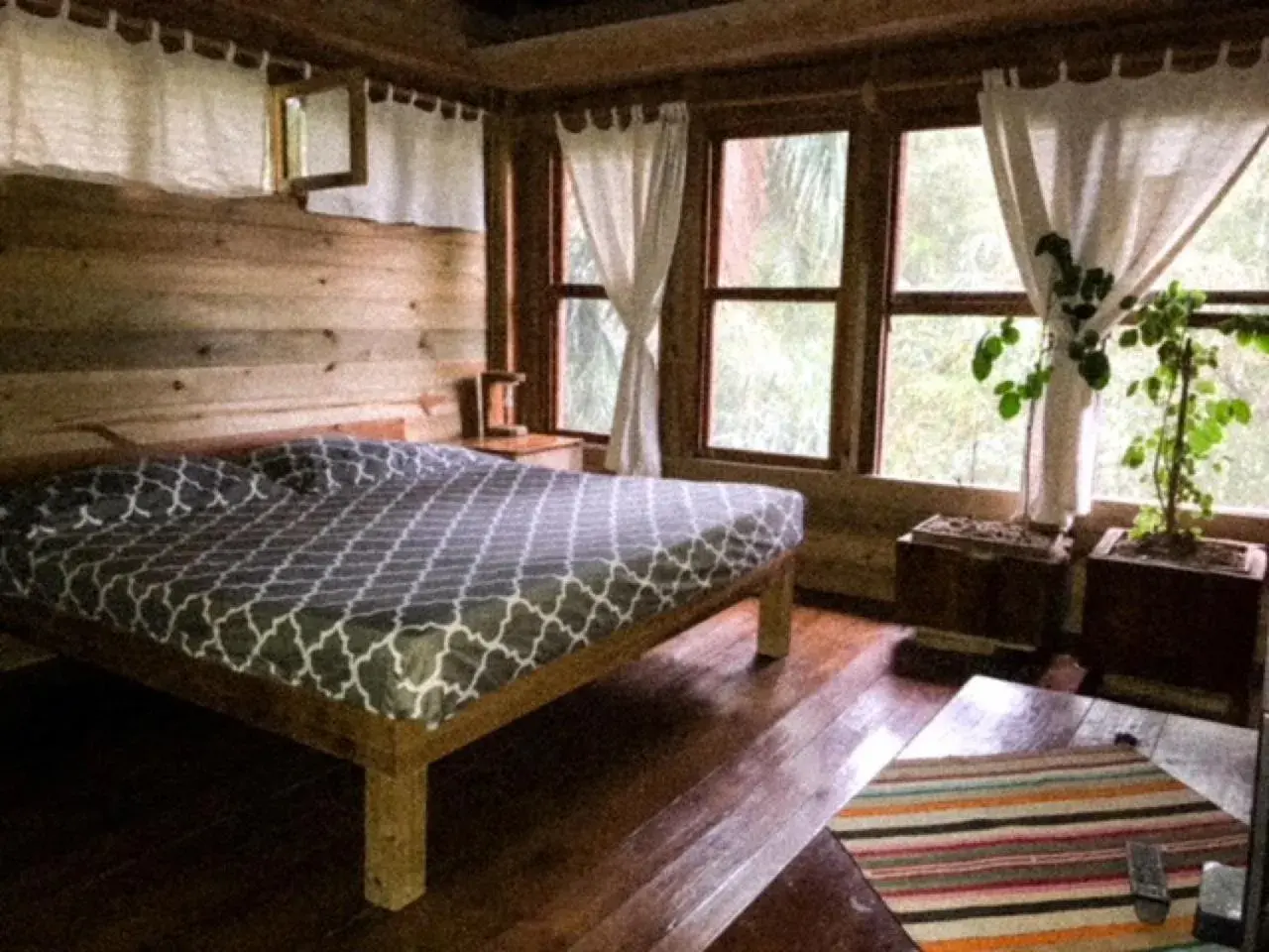 Double Room in Roatan Bed & Breakfast Apartments Double Room in Roatan Bed & Breakfast Apartments