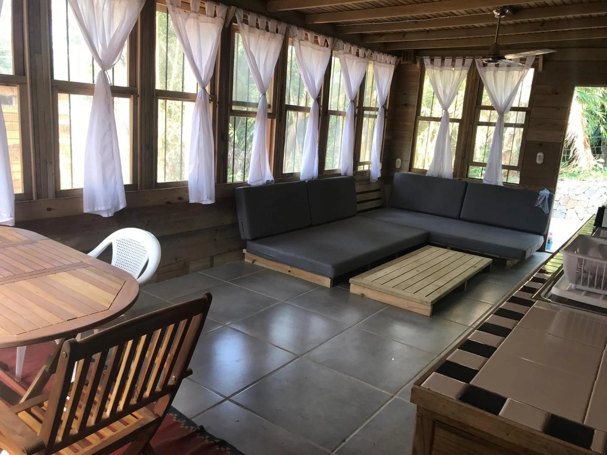 Living room in Roatan Bed & Breakfast Apartments