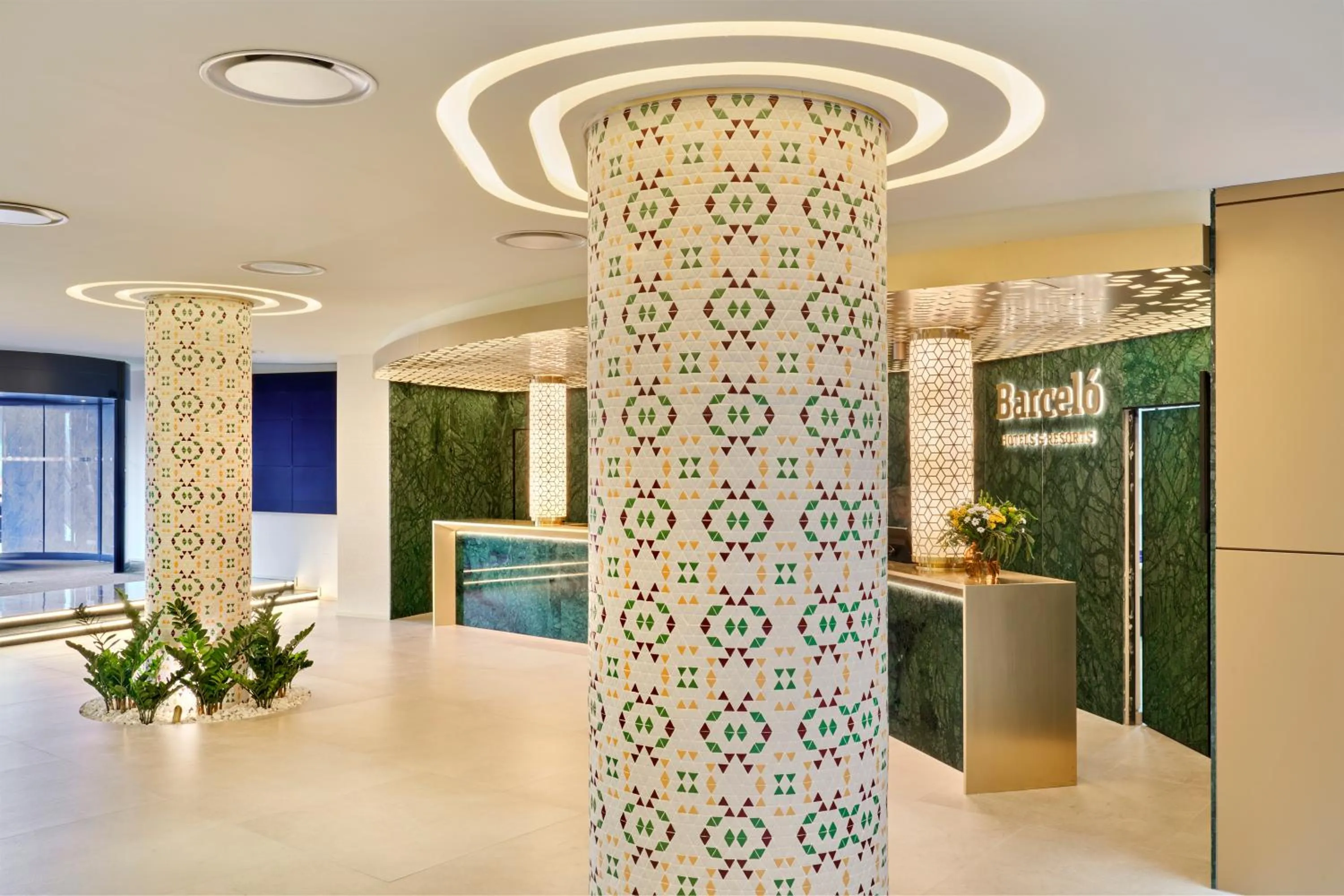 Lobby or reception in Barceló Carmen Granada