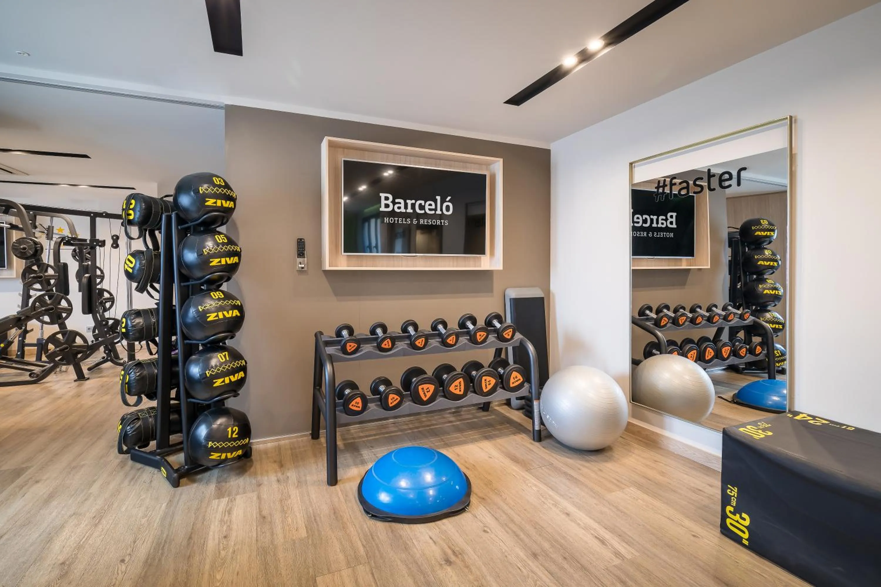 Fitness centre/facilities in Barceló Carmen Granada