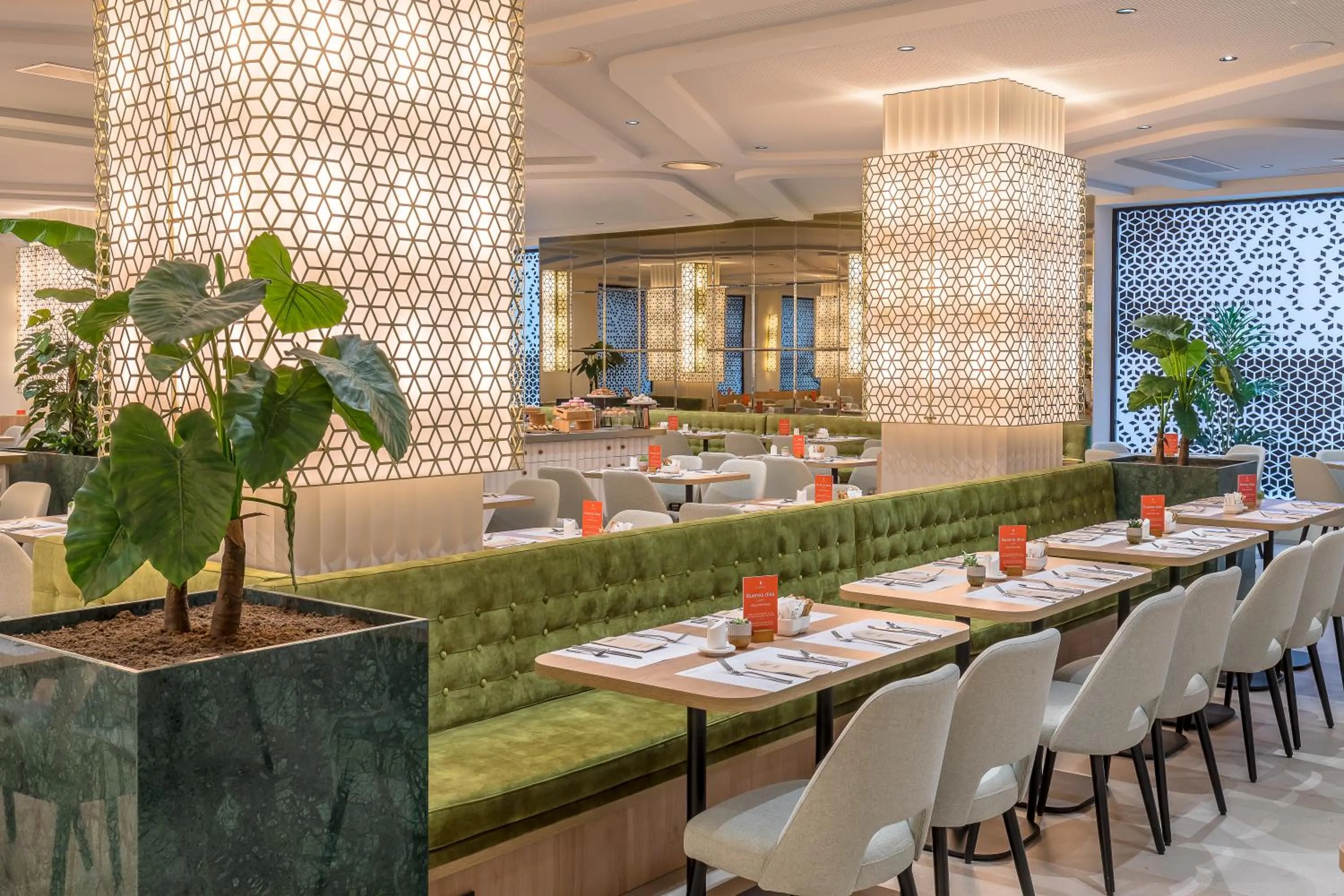 Breakfast in Barceló Carmen Granada