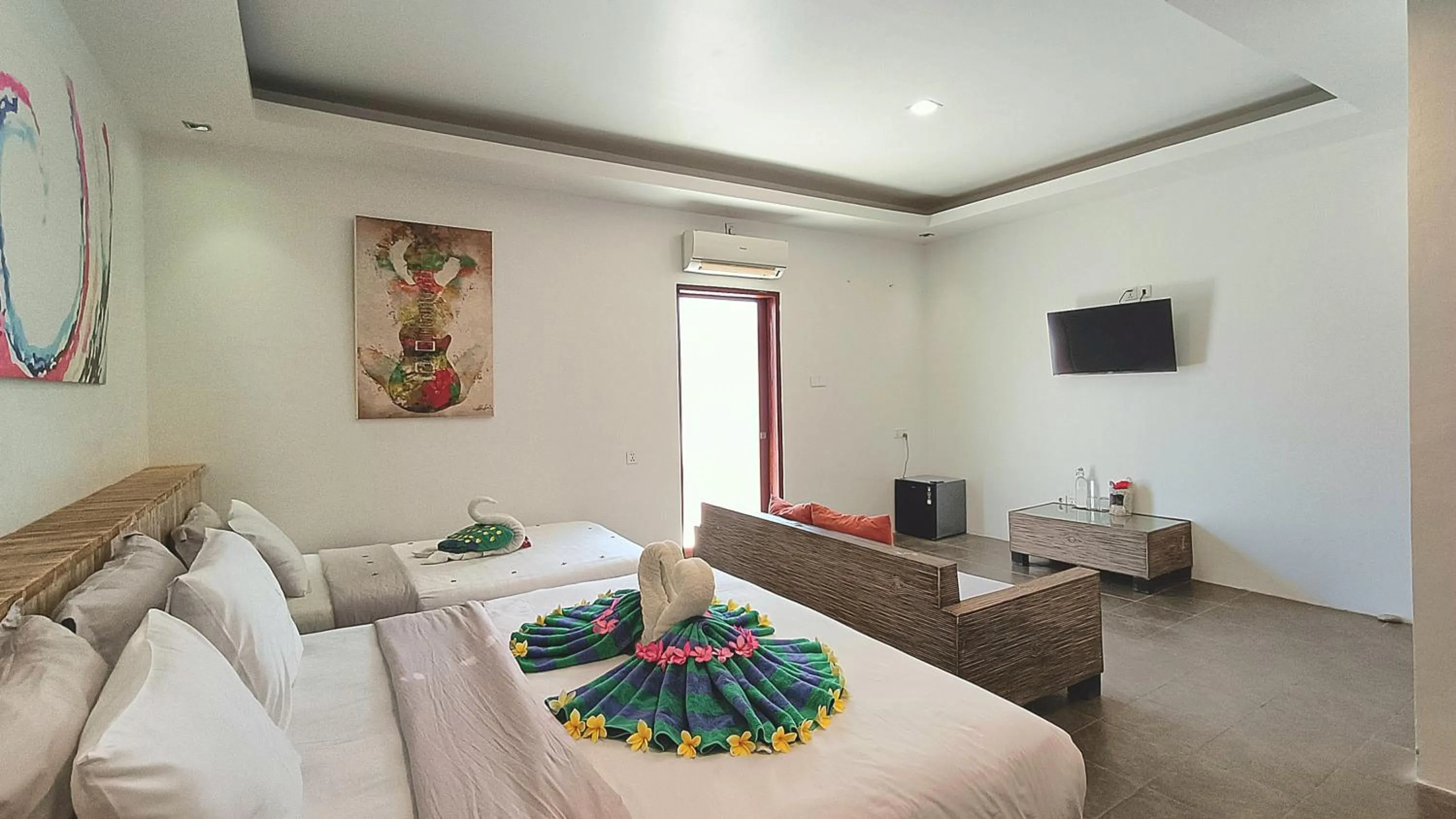 Bed in Kies Villas Lombok