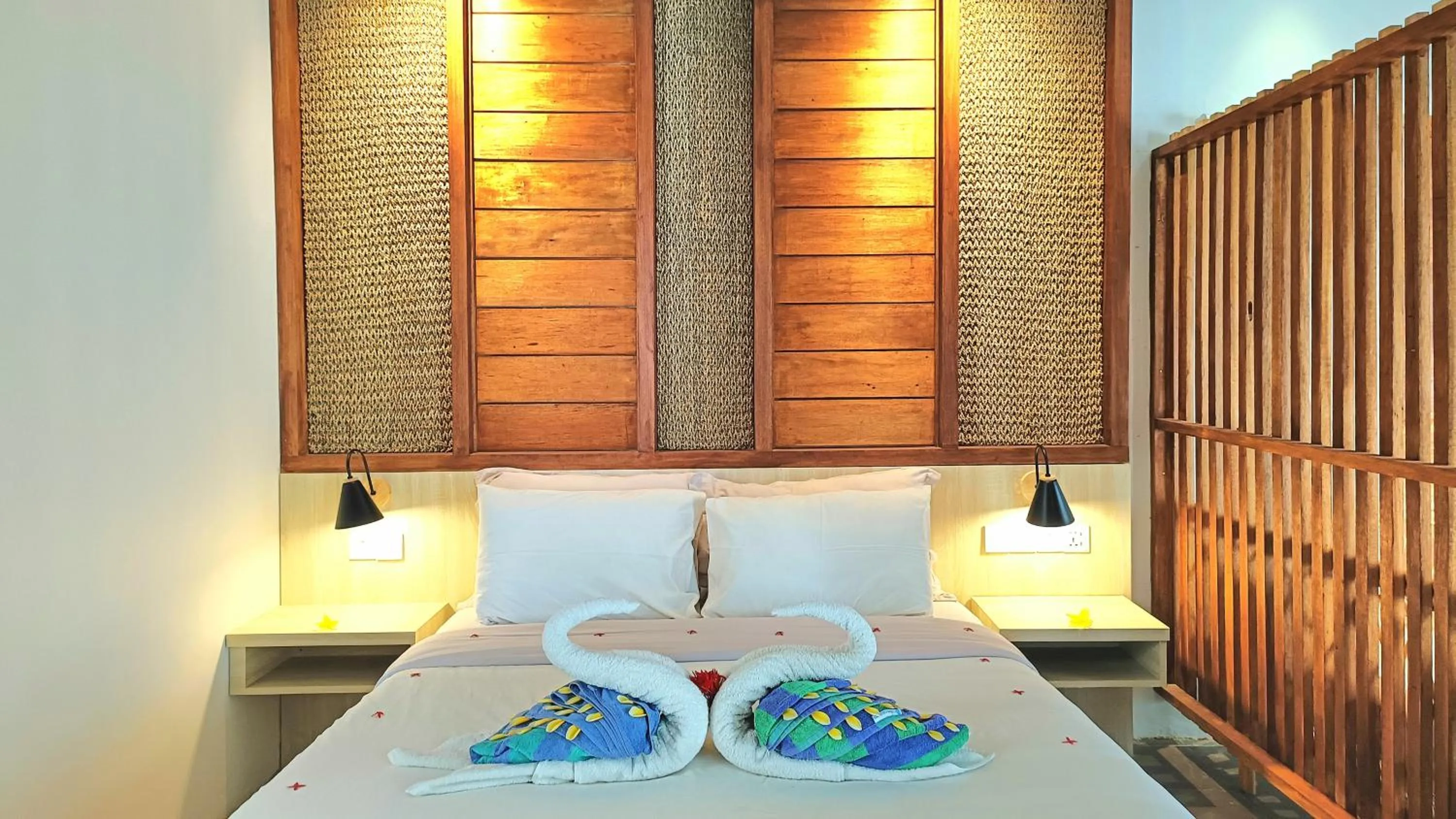 Bed in Kies Villas Lombok
