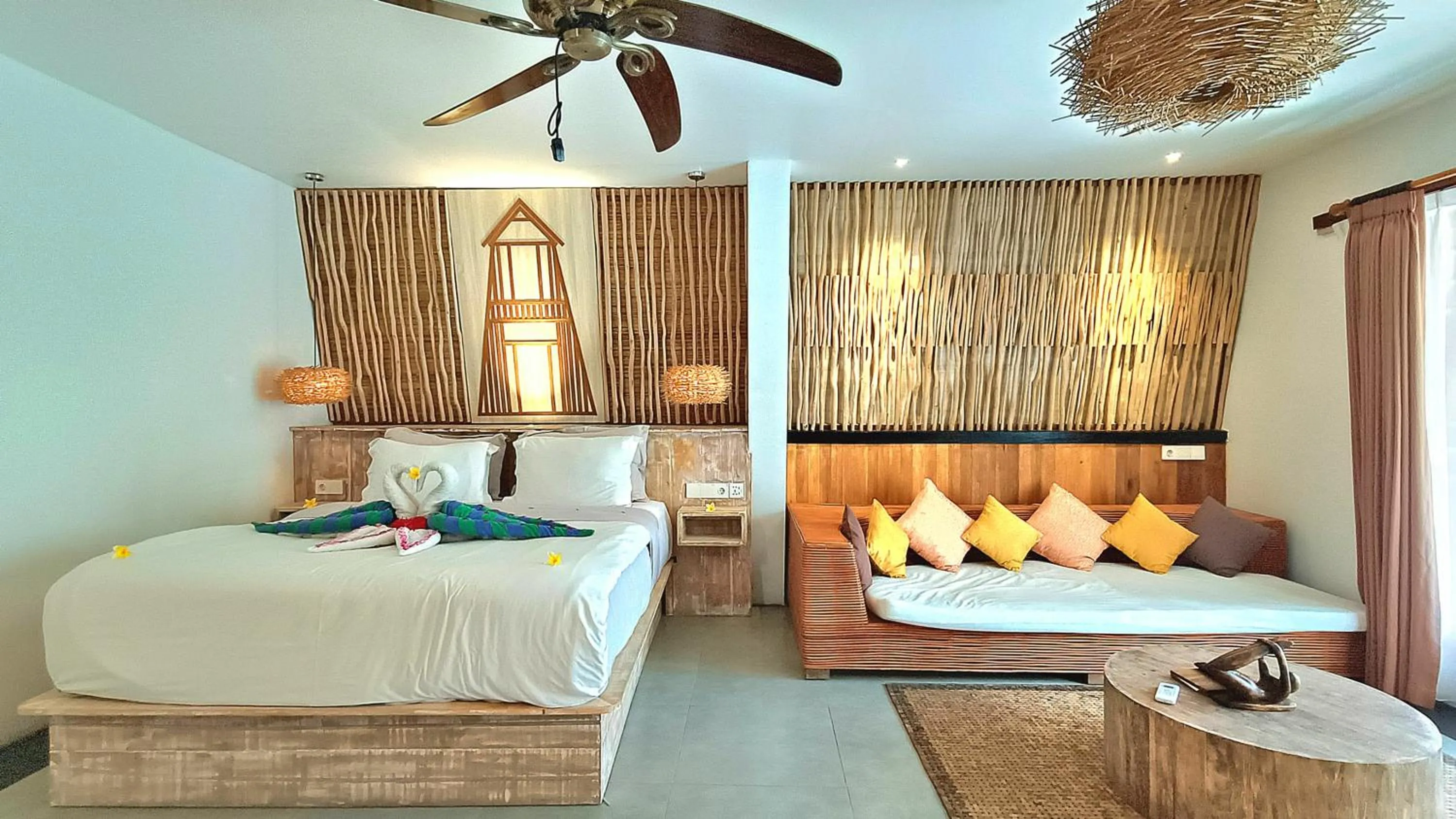 Bed in Kies Villas Lombok