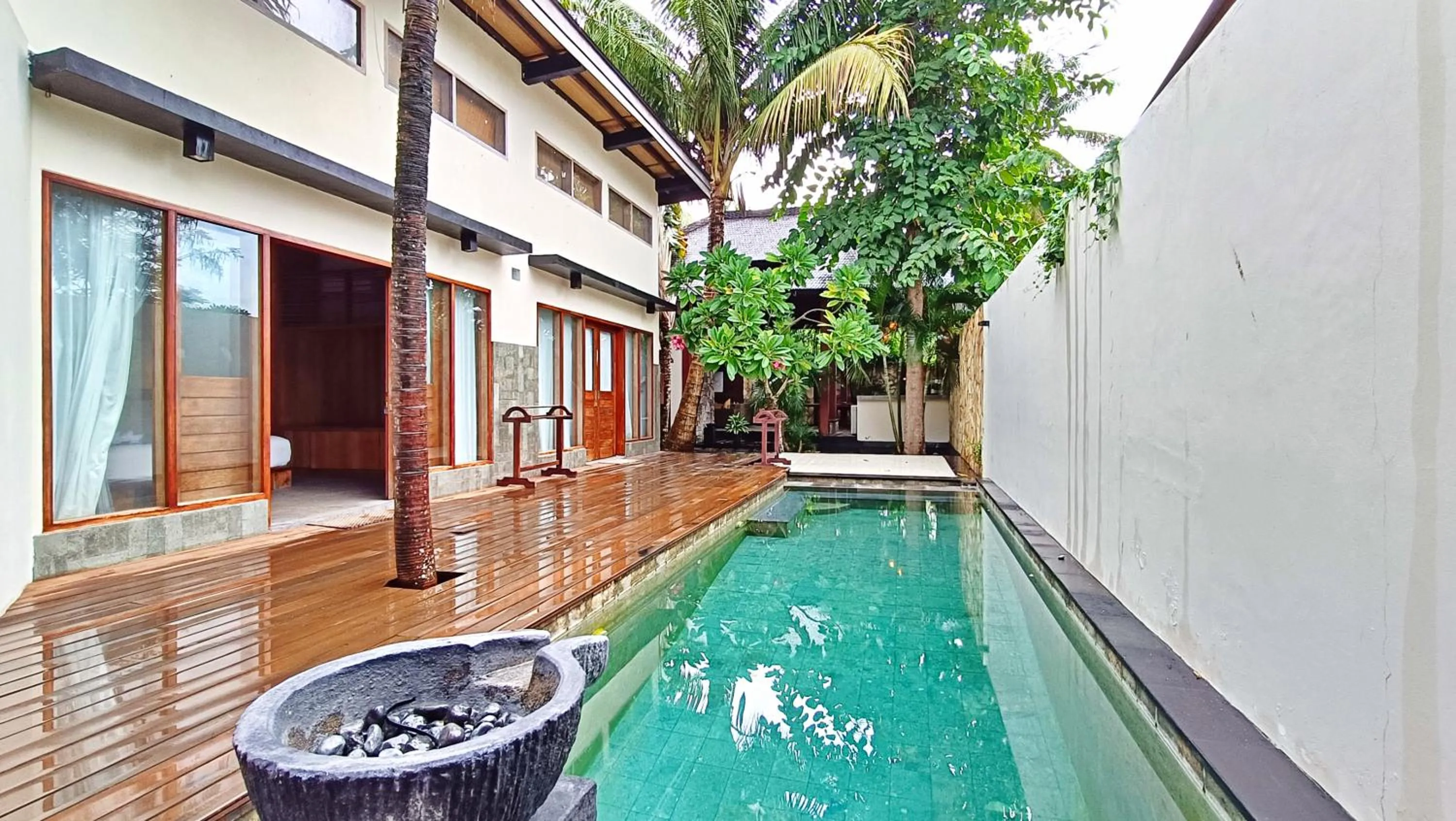 Swimming pool in Kies Villas Lombok