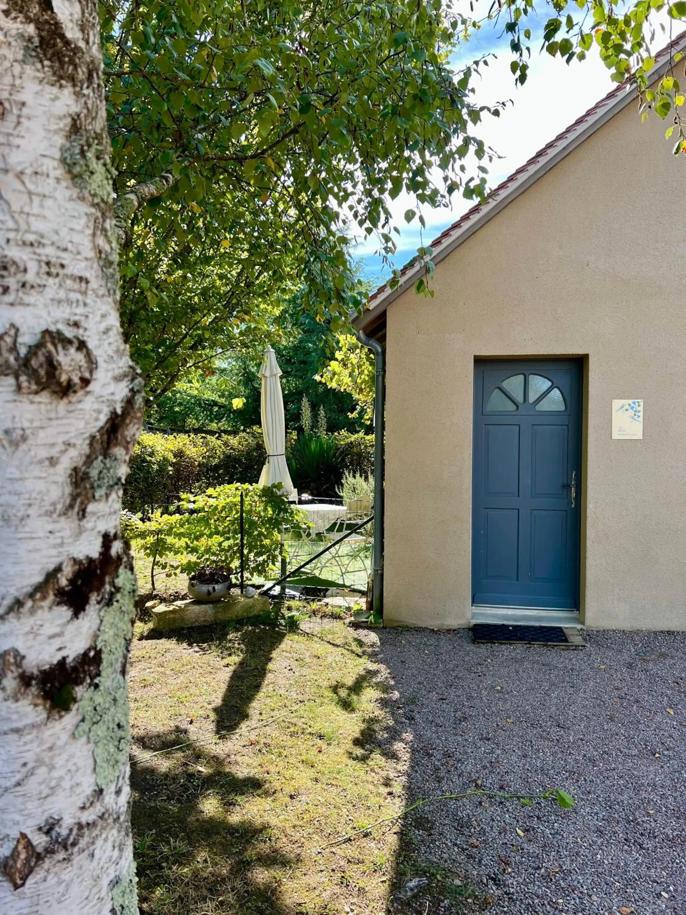 Facade/entrance in GSand Le Clos du May