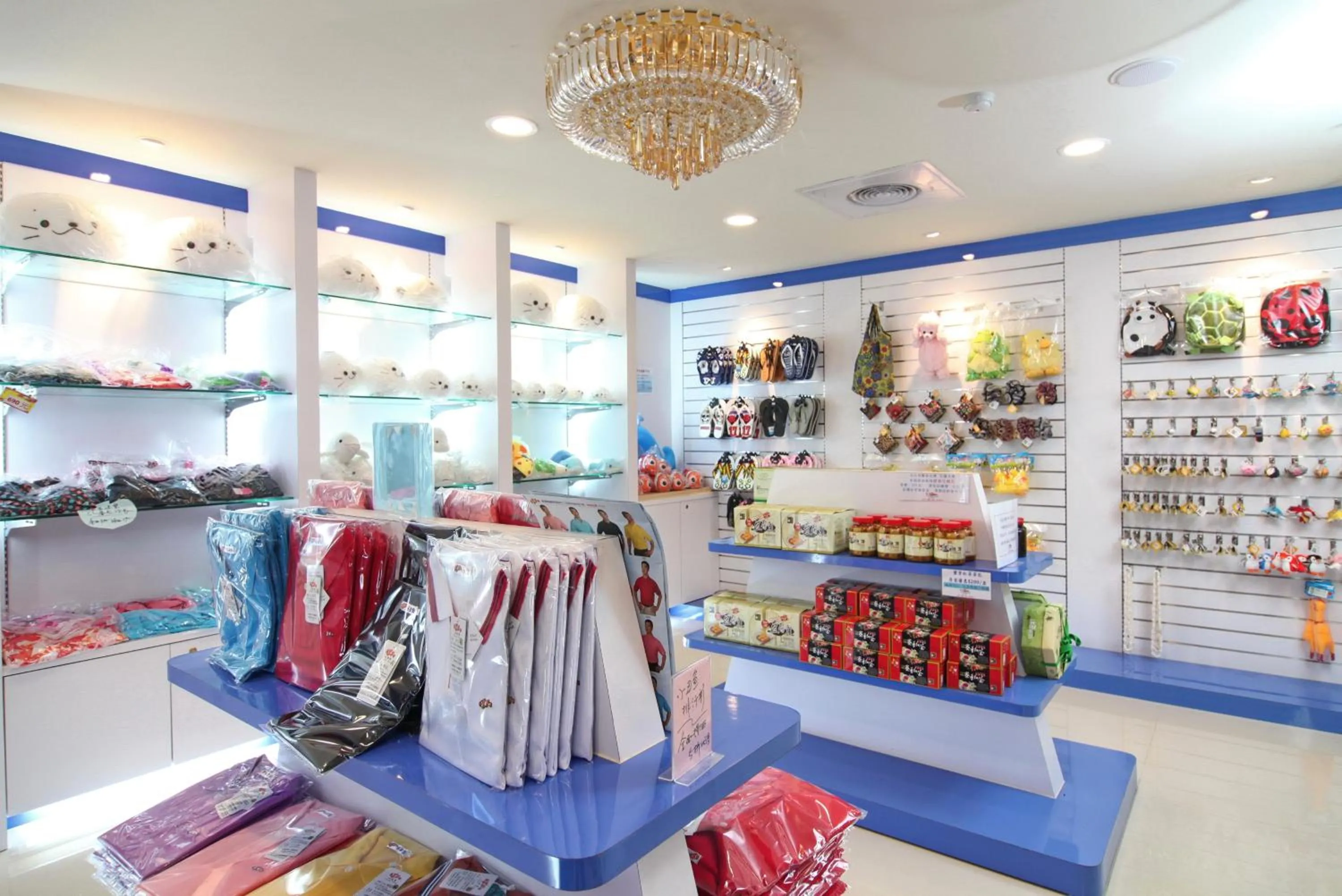 On-site shops in Clownfish Resort