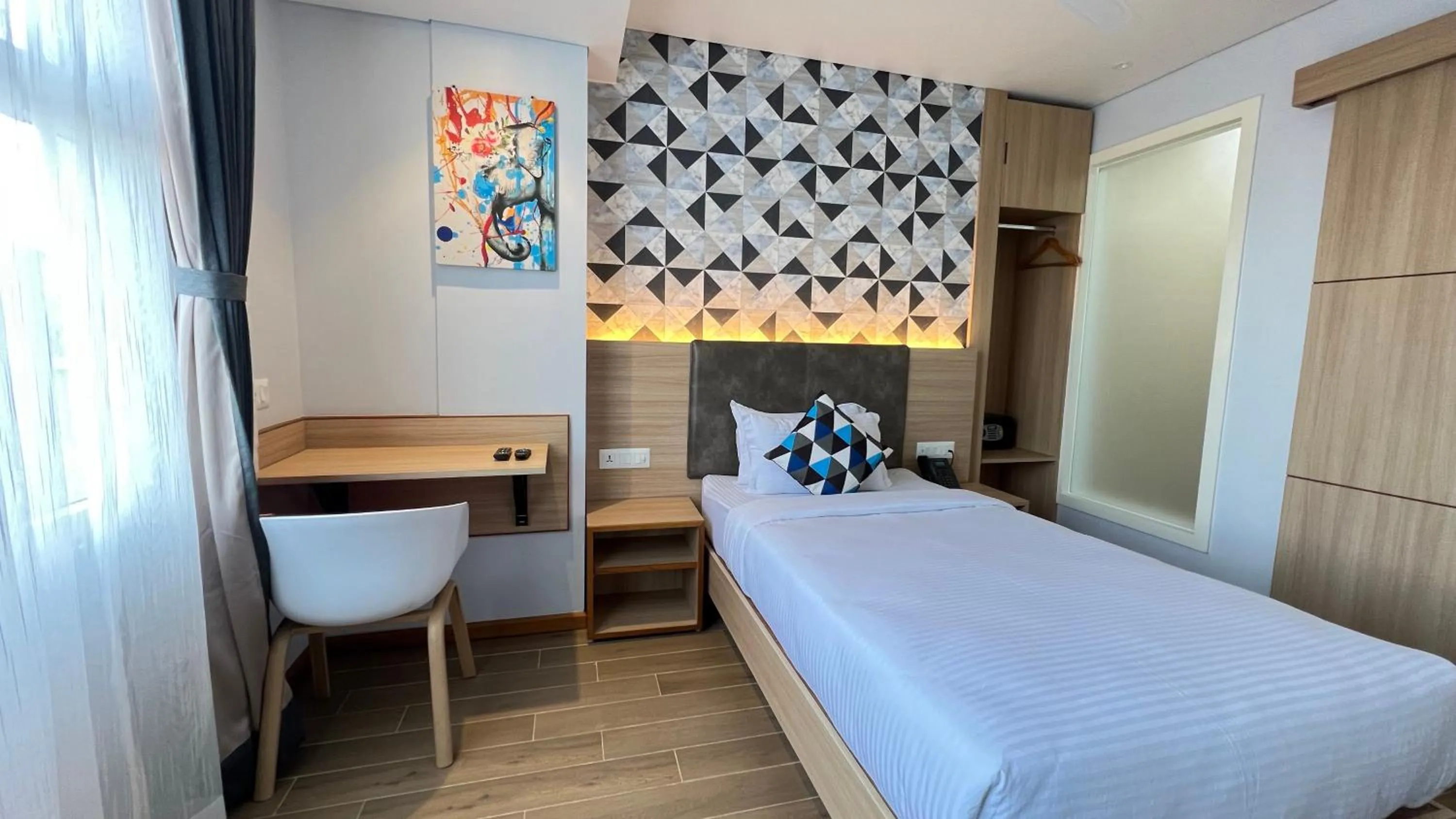 Bedroom, Bed in Aurora Boutique Hotel Imphal