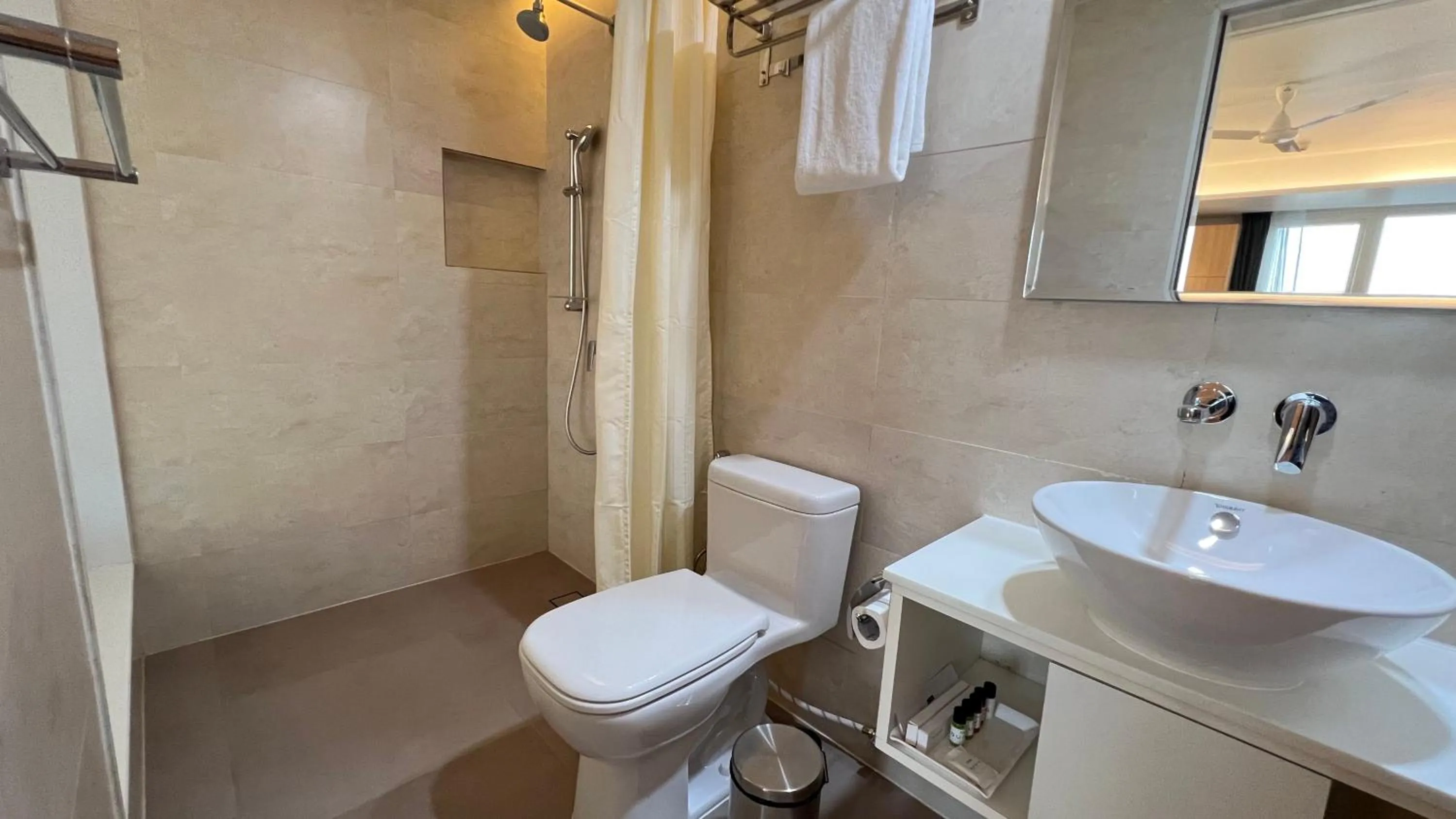 Toilet in Aurora Boutique Hotel Imphal