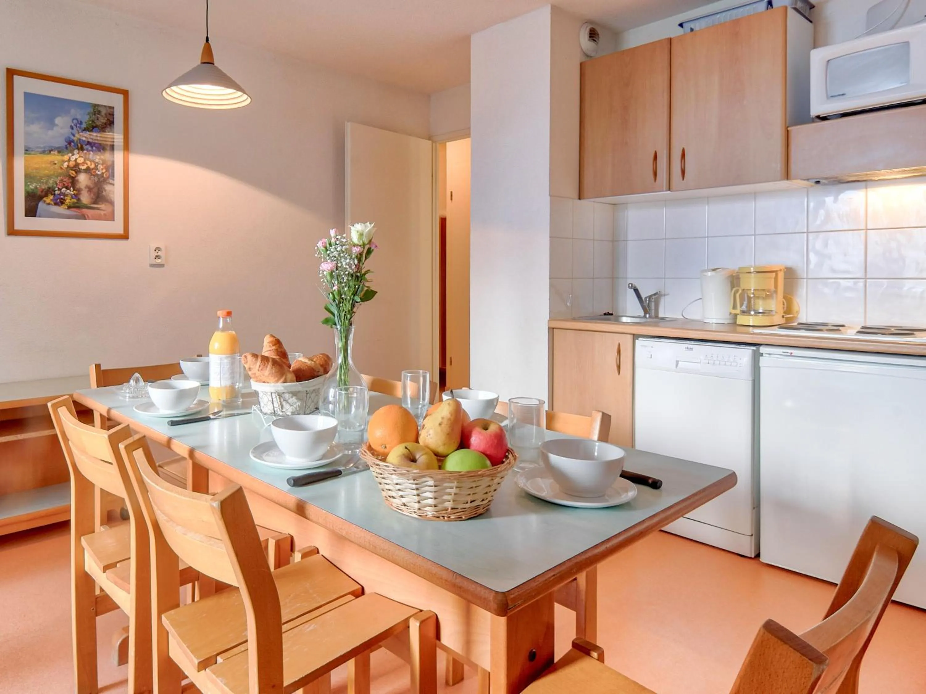 Kitchen or kitchenette in Vacancéole - Les Balcons du Soleil