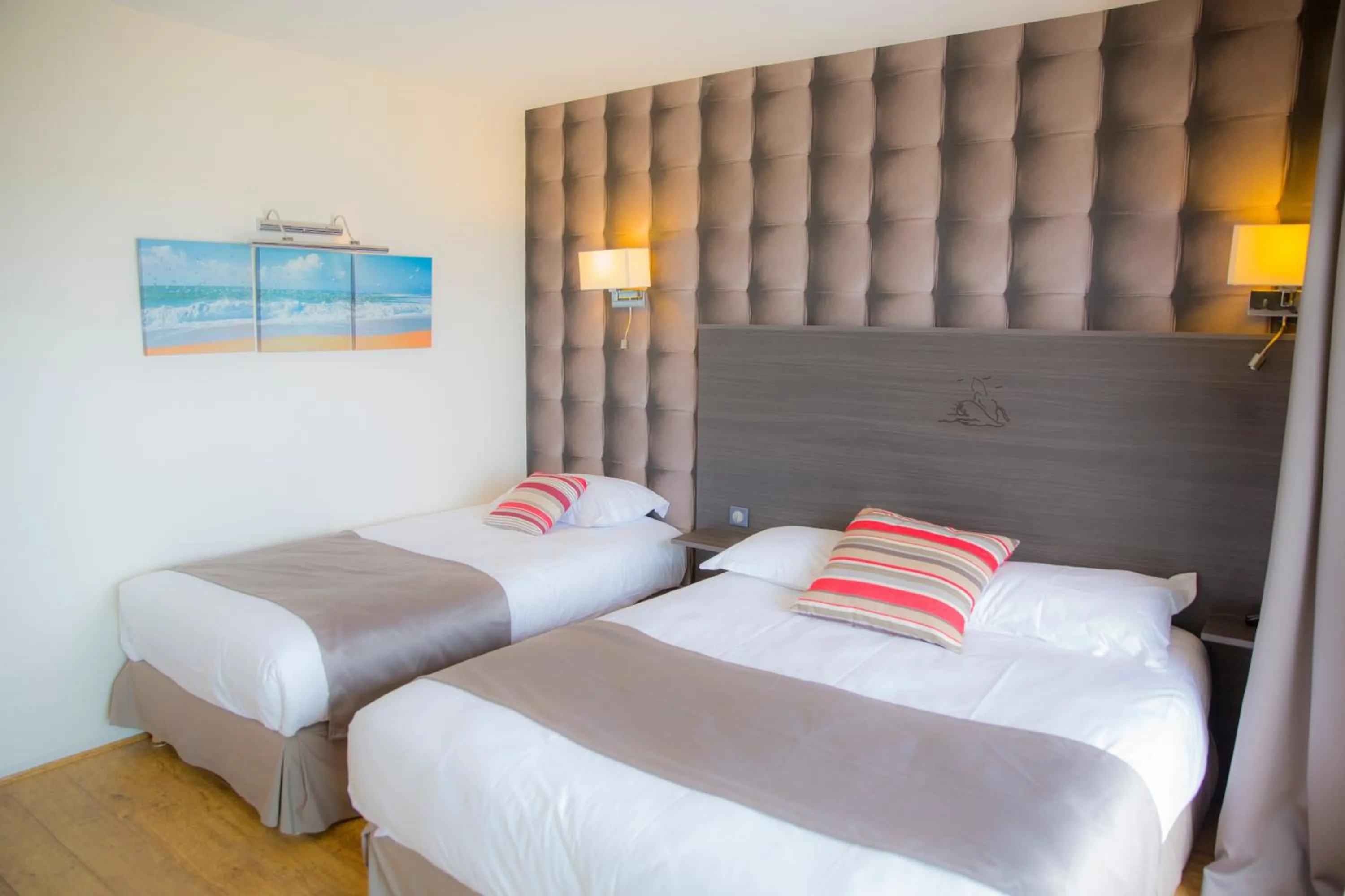 Bed in Arc Hôtel Sur Mer