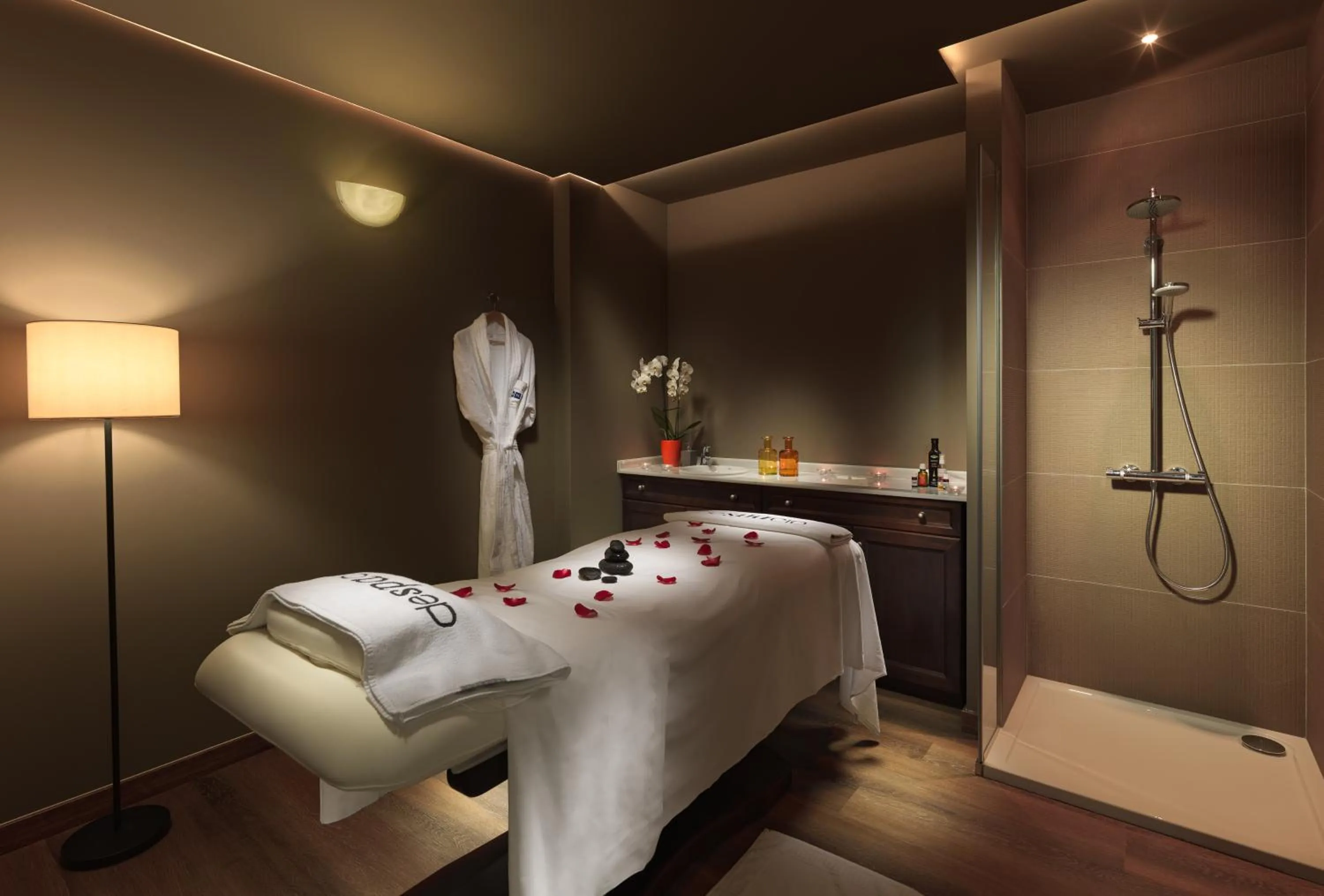 Massage in H10 Tenerife Playa