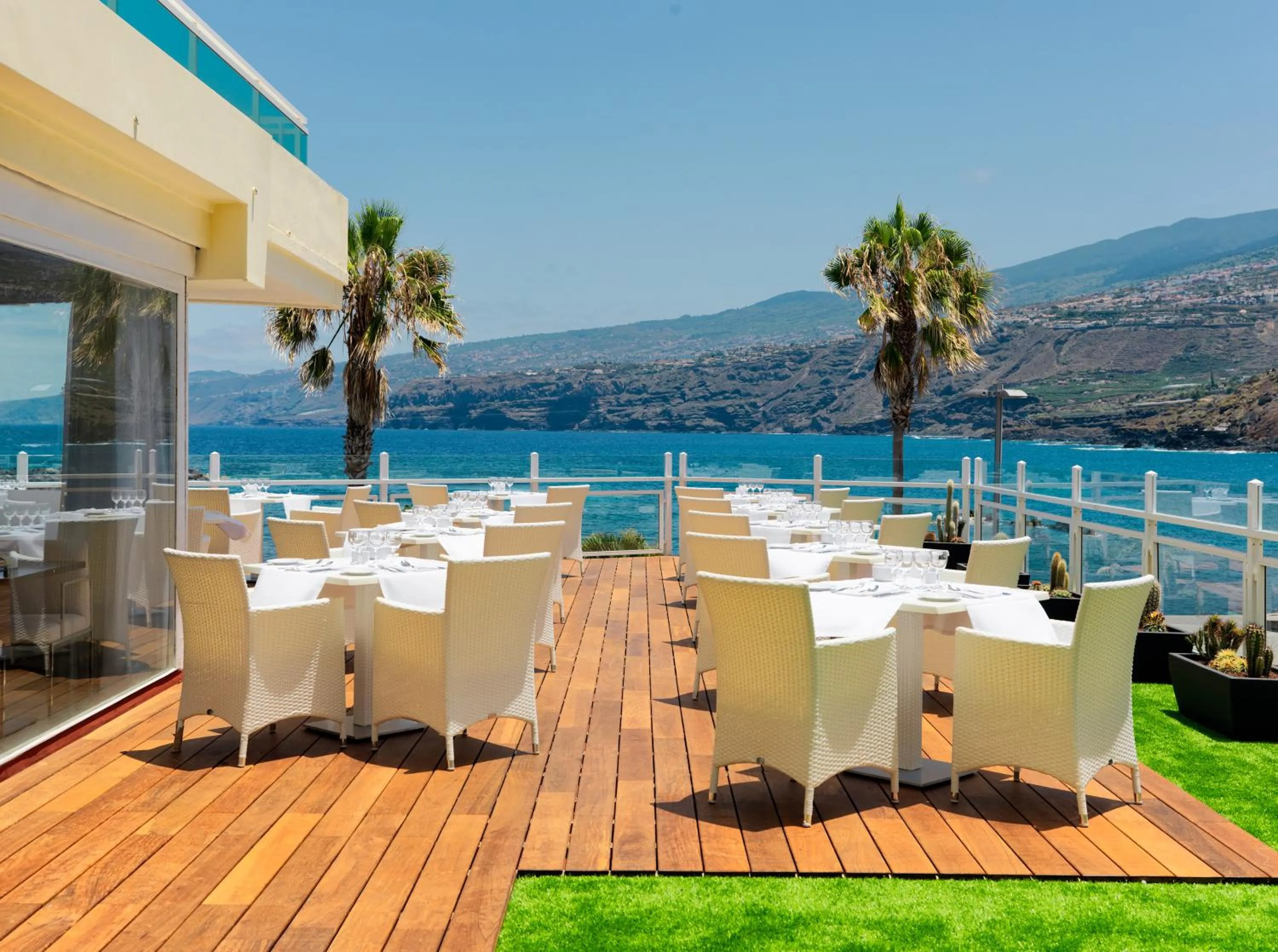 Restaurant/places to eat in H10 Tenerife Playa