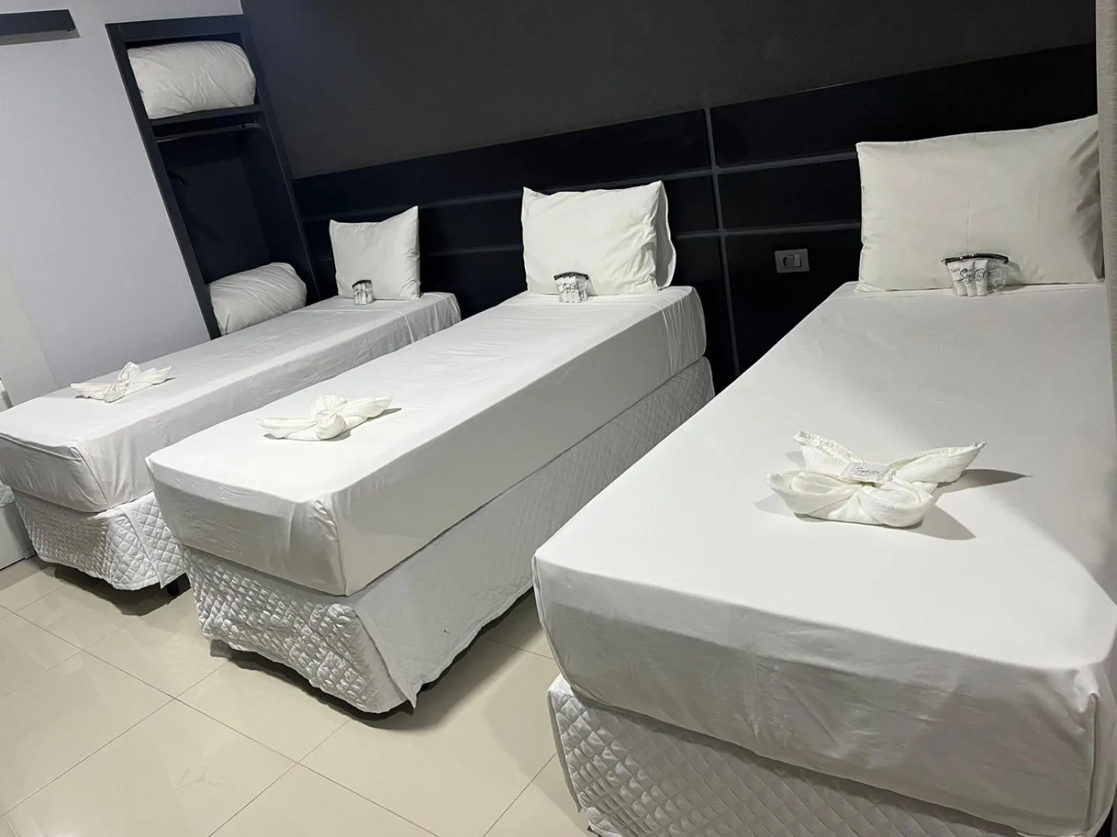 Bed in Sophita Business Hotel