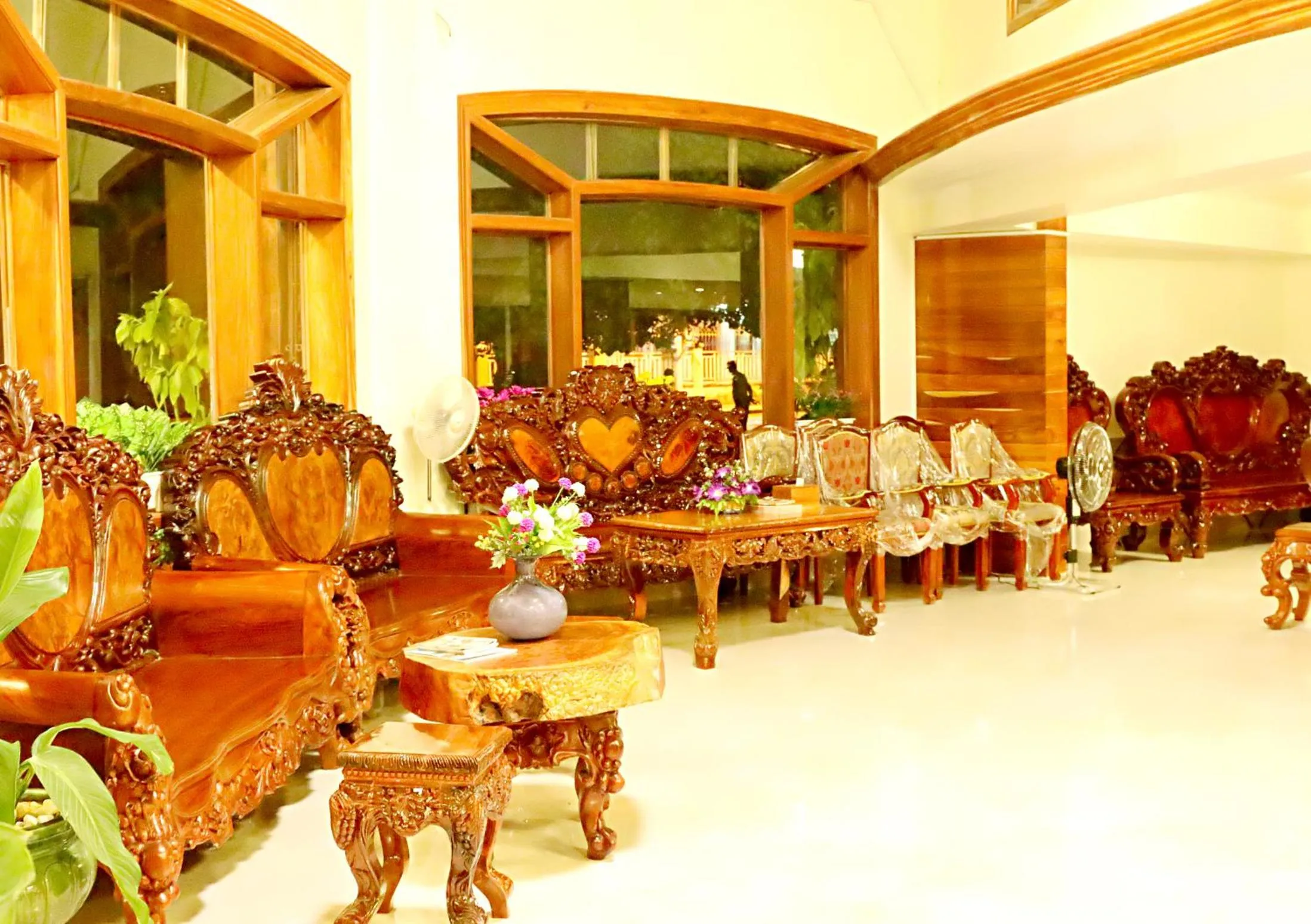 Restaurant/places to eat in Angkor Comfort Hotel