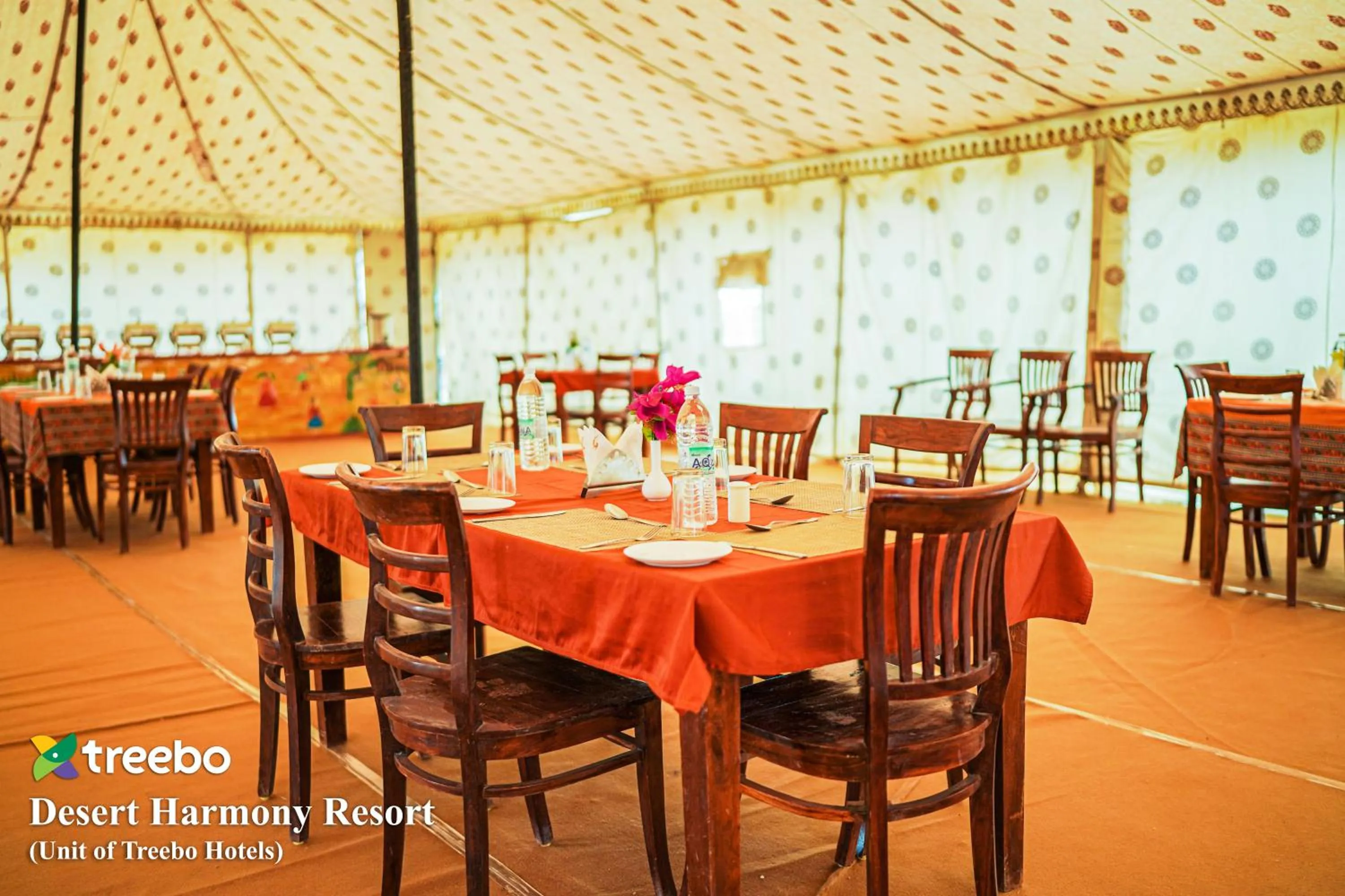 Dining area in Treebo Desert Harmony Camp